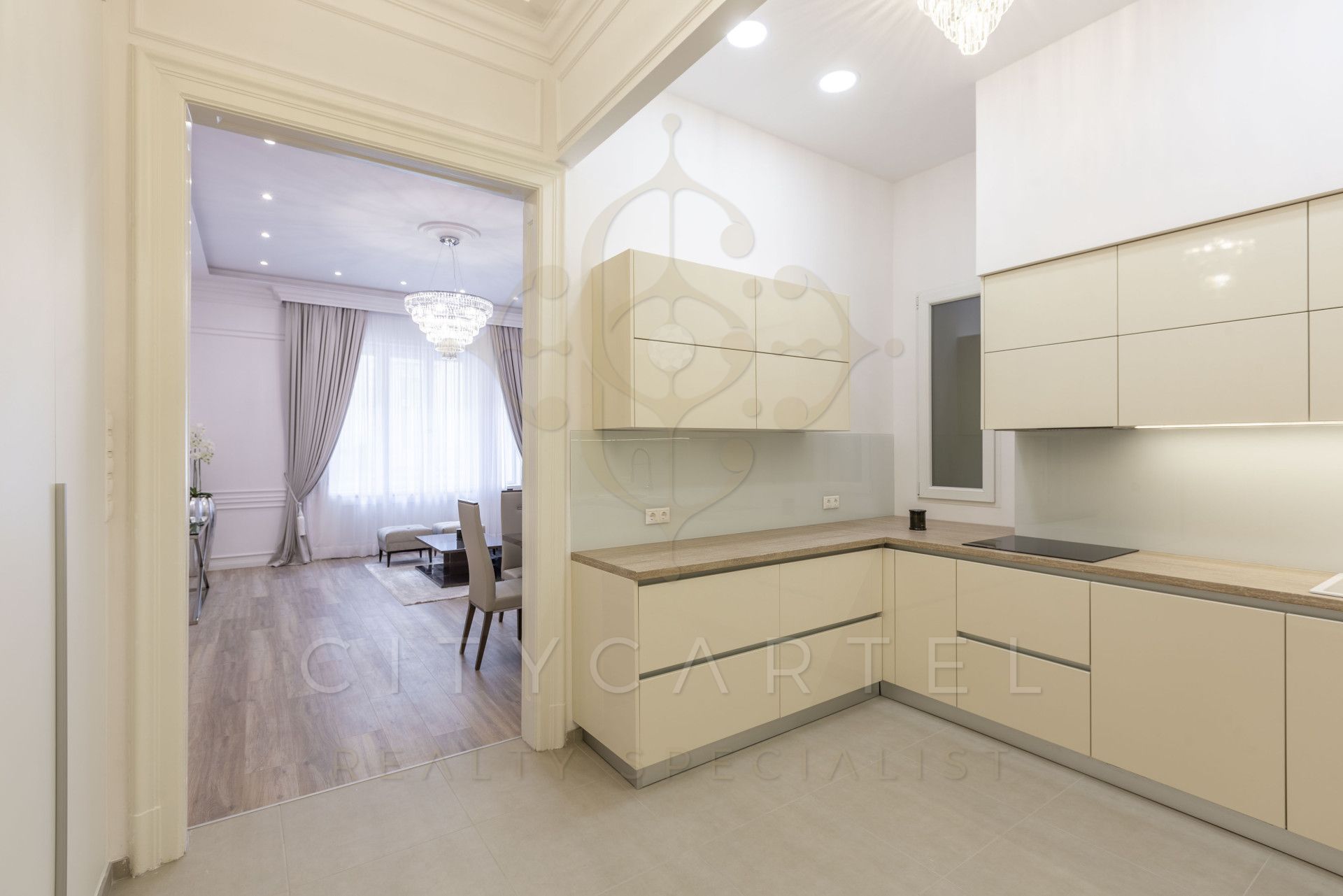 A fájl már létezik a célhelyen: import/kepek/vizjeles_5037526.jpg
Eladó Téglalakás Budapest, V. kerület  98 m<sup>2</sup> 3000 EUR
