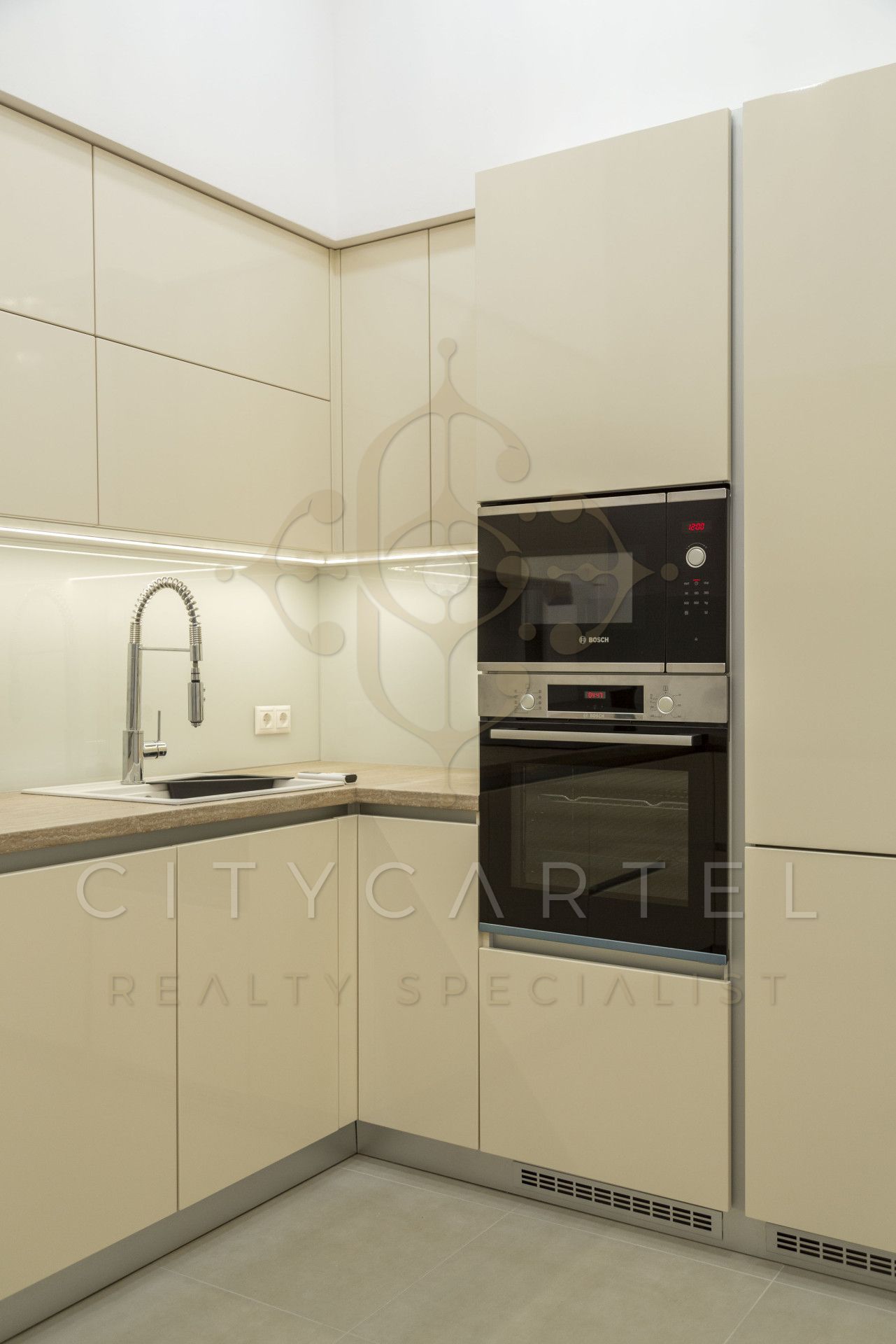 A fájl már létezik a célhelyen: import/kepek/vizjeles_5037528.jpg
Eladó Téglalakás Budapest, V. kerület  98 m<sup>2</sup> 3000 EUR