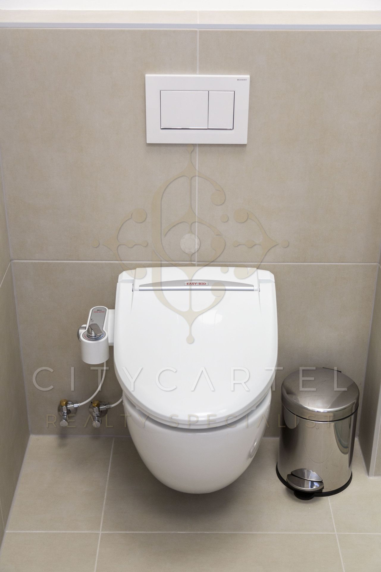 A fájl már létezik a célhelyen: import/kepek/vizjeles_5037548.jpg
Eladó Téglalakás Budapest, V. kerület  98 m<sup>2</sup> 3000 EUR