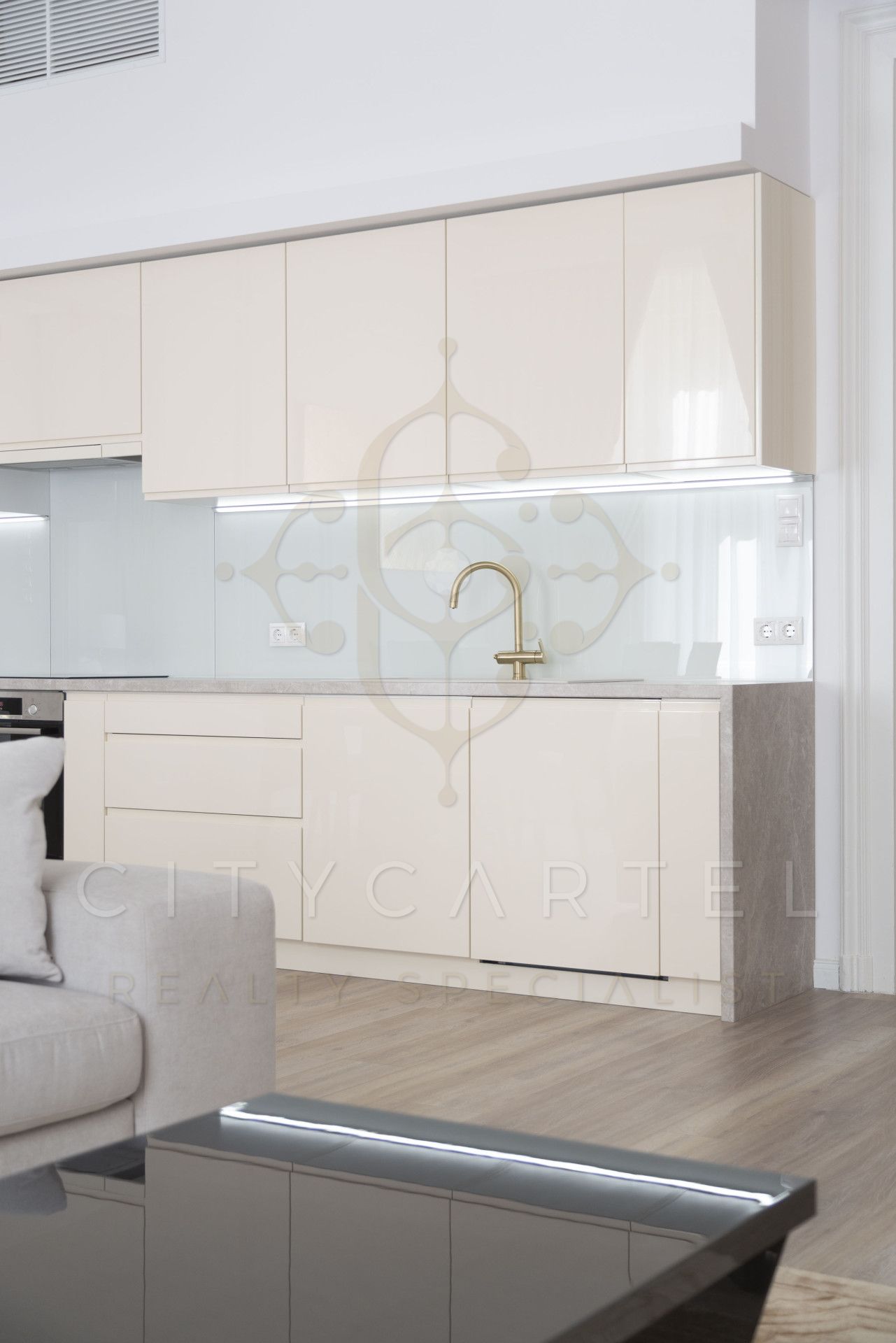 A fájl már létezik a célhelyen: import/kepek/vizjeles_5037568.jpg
Eladó Téglalakás Budapest, V. kerület  136 m<sup>2</sup> 3800 EUR