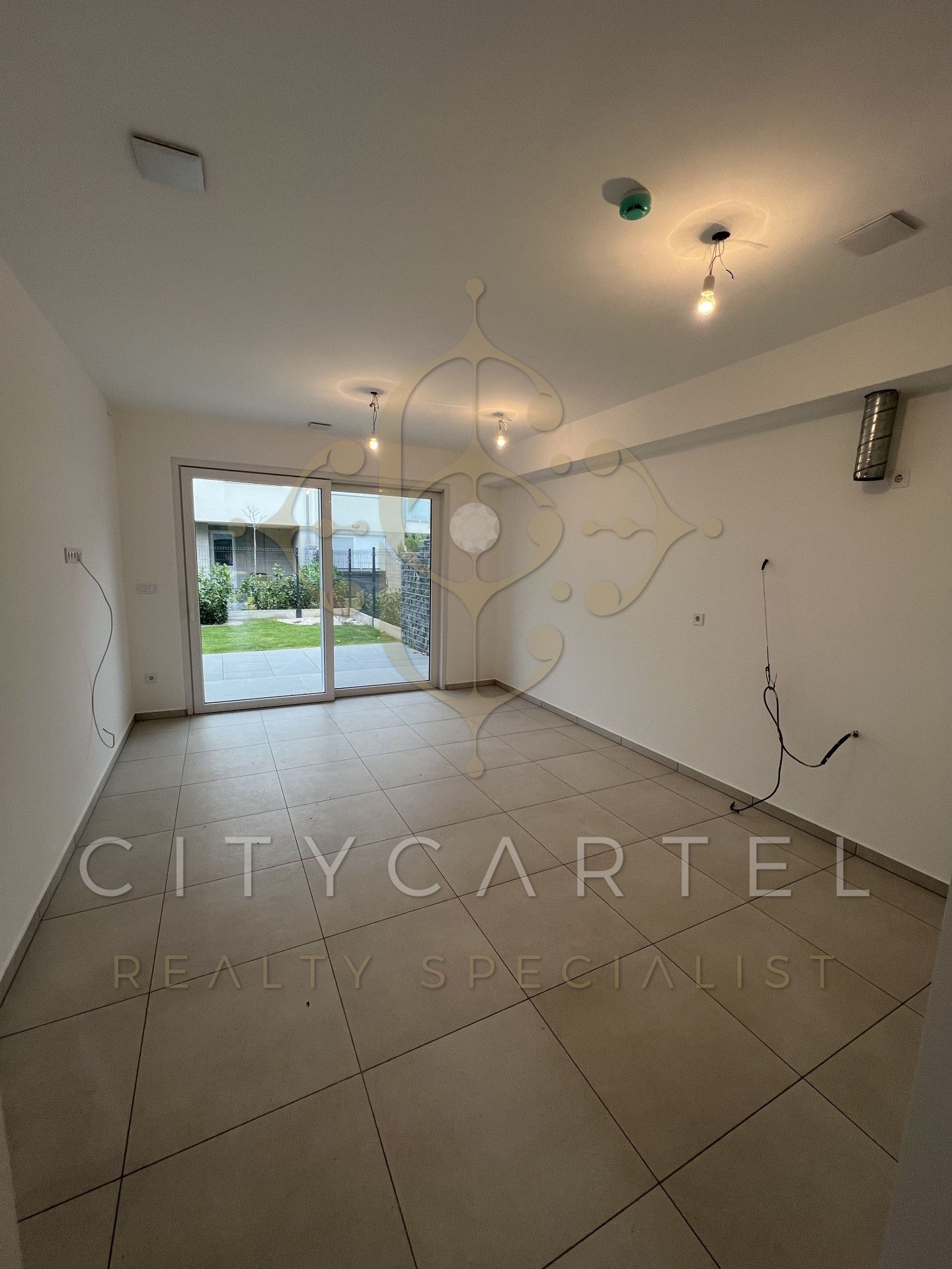 A fájl már létezik a célhelyen: import/kepek/vizjeles_5073747.jpg
For sale flat Balatonlelle  135 m<sup>2</sup> 138 millió Ft