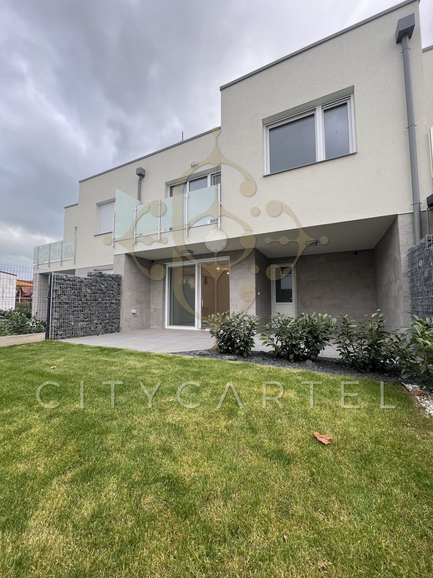 A fájl már létezik a célhelyen: import/kepek/vizjeles_5073748.jpg
For sale flat Balatonlelle  135 m<sup>2</sup> 138 millió Ft
