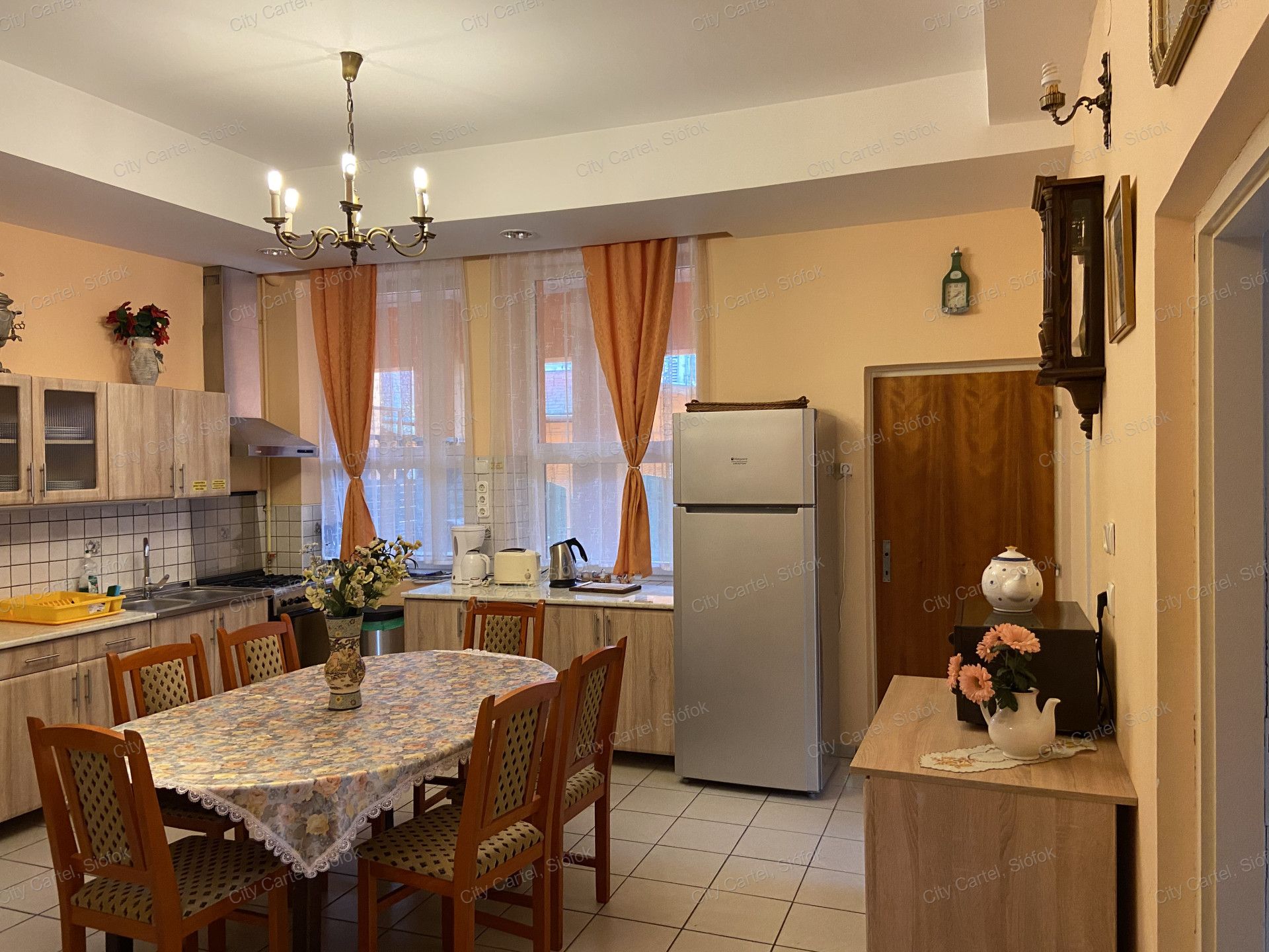 A fájl már létezik a célhelyen: import/kepek/vizjeles_5078651.jpg
For sale house Balatonboglár  550 m<sup>2</sup> 275 millió Ft