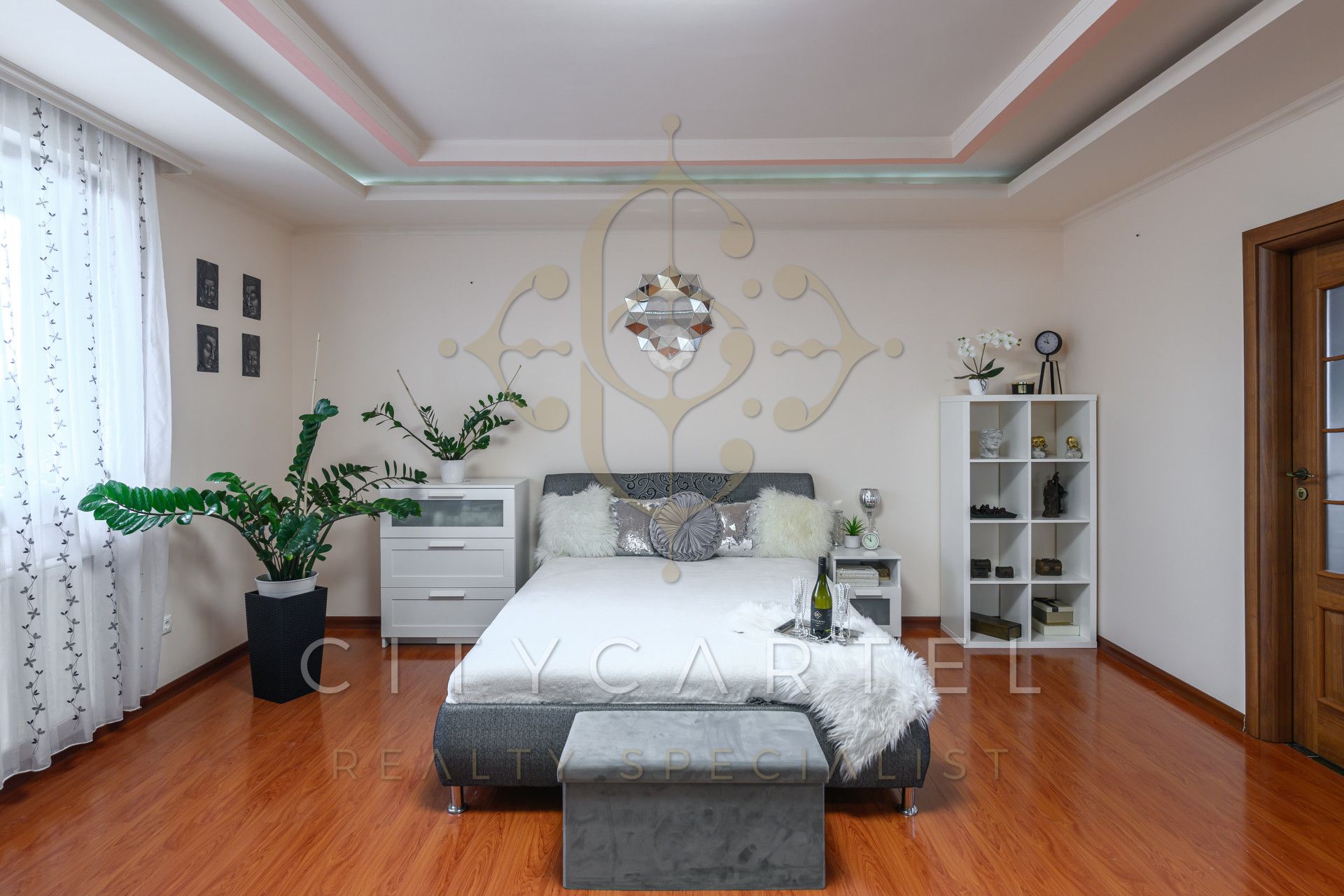 A fájl már létezik a célhelyen: import/kepek/vizjeles_5081332.jpg
For sale house Budapest, XVI. kerület  399 m<sup>2</sup> 399 millió Ft