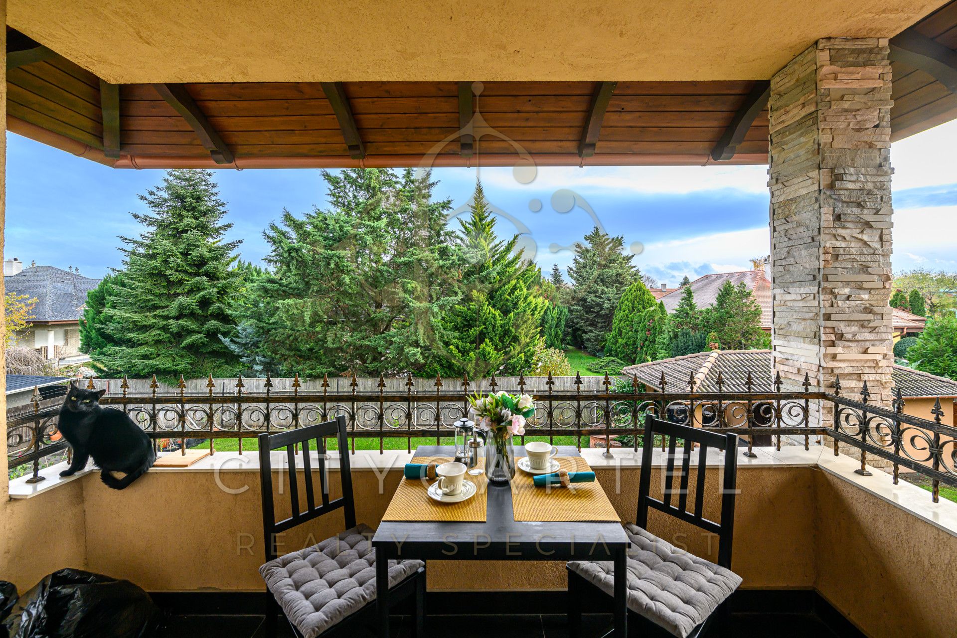 A fájl már létezik a célhelyen: import/kepek/vizjeles_5081342.jpg
For sale house Budapest, XVI. kerület  399 m<sup>2</sup> 399 millió Ft