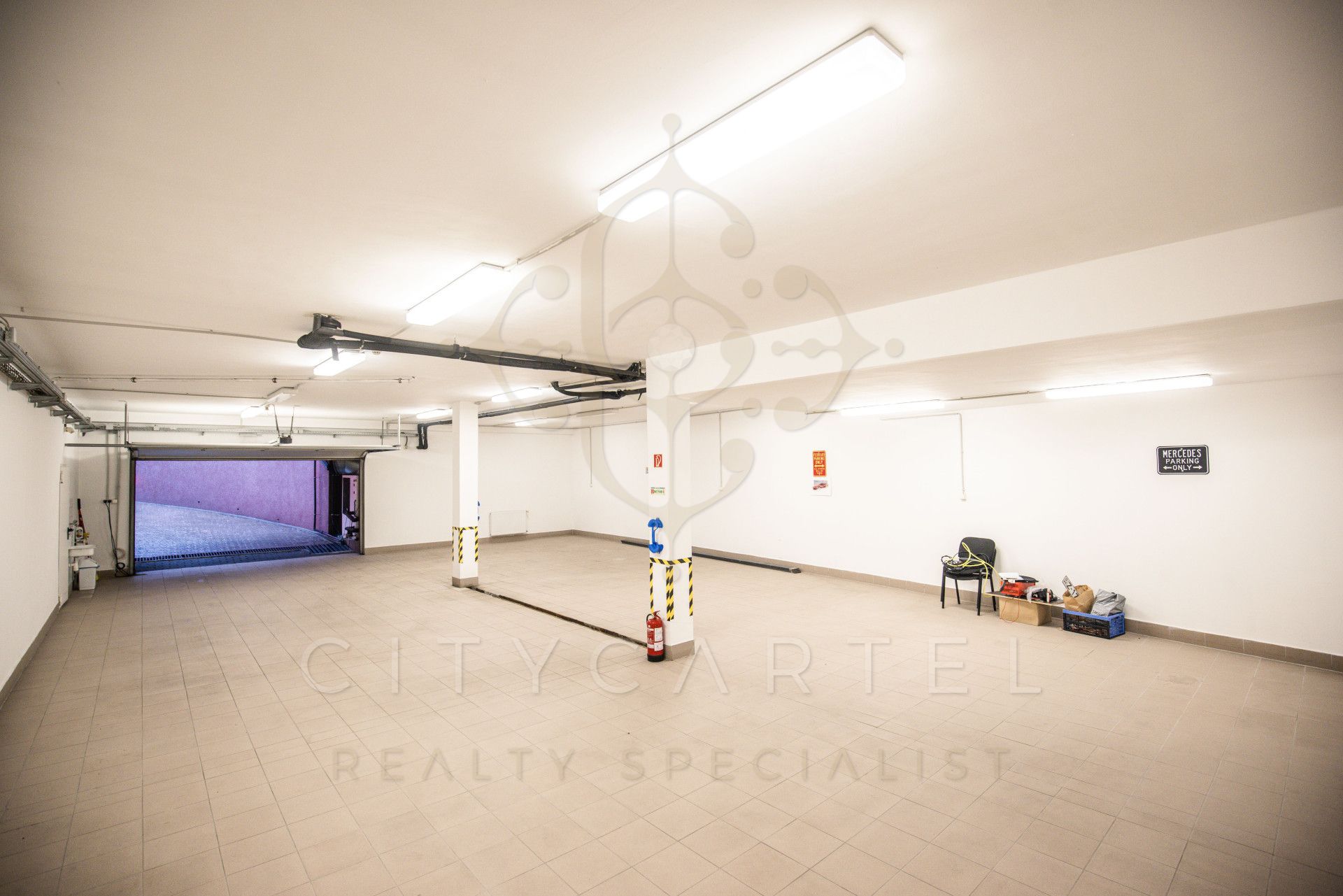 A fájl már létezik a célhelyen: import/kepek/vizjeles_5083658.jpg
Eladó Irodaház Budapest, II. kerület  1050 m<sup>2</sup> 4000000 EUR