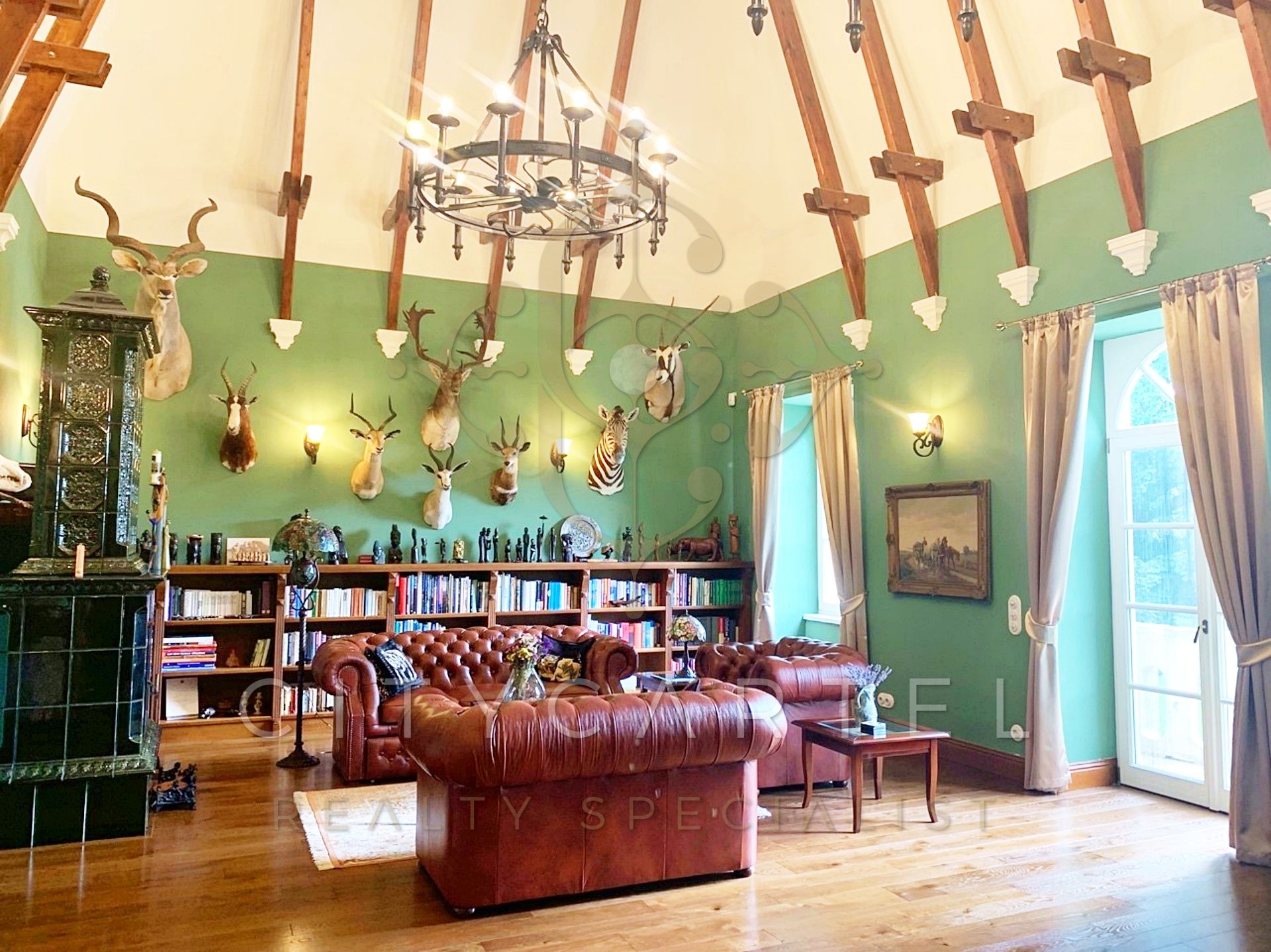 A fájl már létezik a célhelyen: import/kepek/vizjeles_5088541.jpg
Eladó Villa, kastély, kúria Bér  1050 m<sup>2</sup> 3000000 EUR