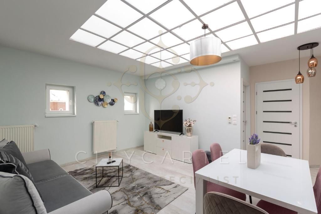 A fájl már létezik a célhelyen: import/kepek/vizjeles_5122828.jpg
Eladó Téglalakás Budapest, VII. kerület  70 m<sup>2</sup> 346000 EUR