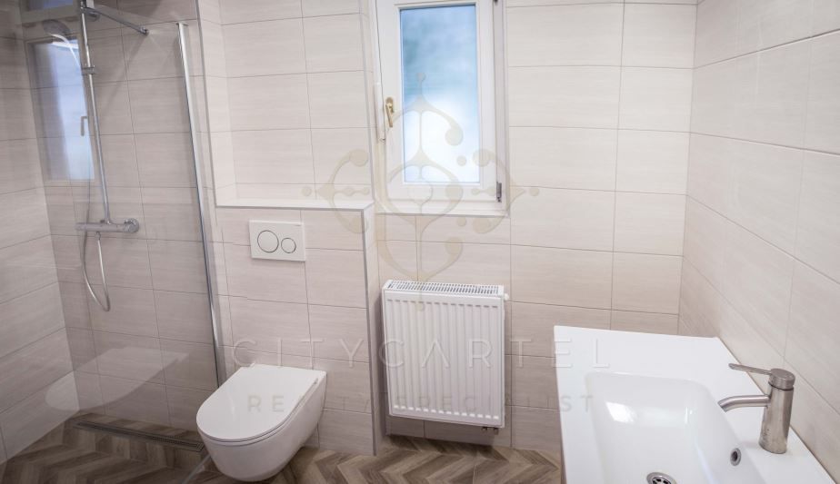 A fájl már létezik a célhelyen: import/kepek/vizjeles_5134803.jpg
For sale Villa, castle, mansion Budapest, XII. kerület  421 m<sup>2</sup> 6750 EUR