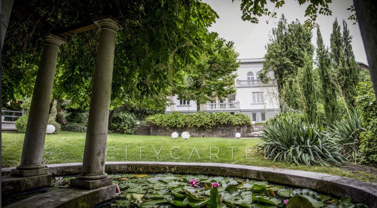 A fájl már létezik a célhelyen: import/kepek/vizjeles_5134808.jpg
For sale Villa, castle, mansion Budapest, XII. kerület  421 m<sup>2</sup> 6750 EUR
