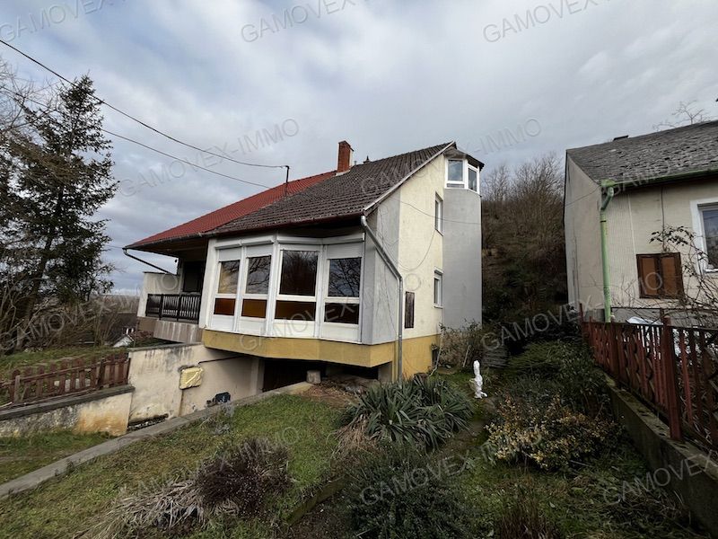 A fájl már létezik a célhelyen: import/kepek/vizjeles_5139021.jpg
Eladó Ikerházrész Kaposvár  121 m<sup>2</sup> 41.99 millió Ft