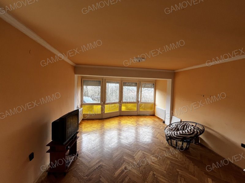 A fájl már létezik a célhelyen: import/kepek/vizjeles_5139025.jpg
Eladó Ikerházrész Kaposvár  121 m<sup>2</sup> 41.99 millió Ft