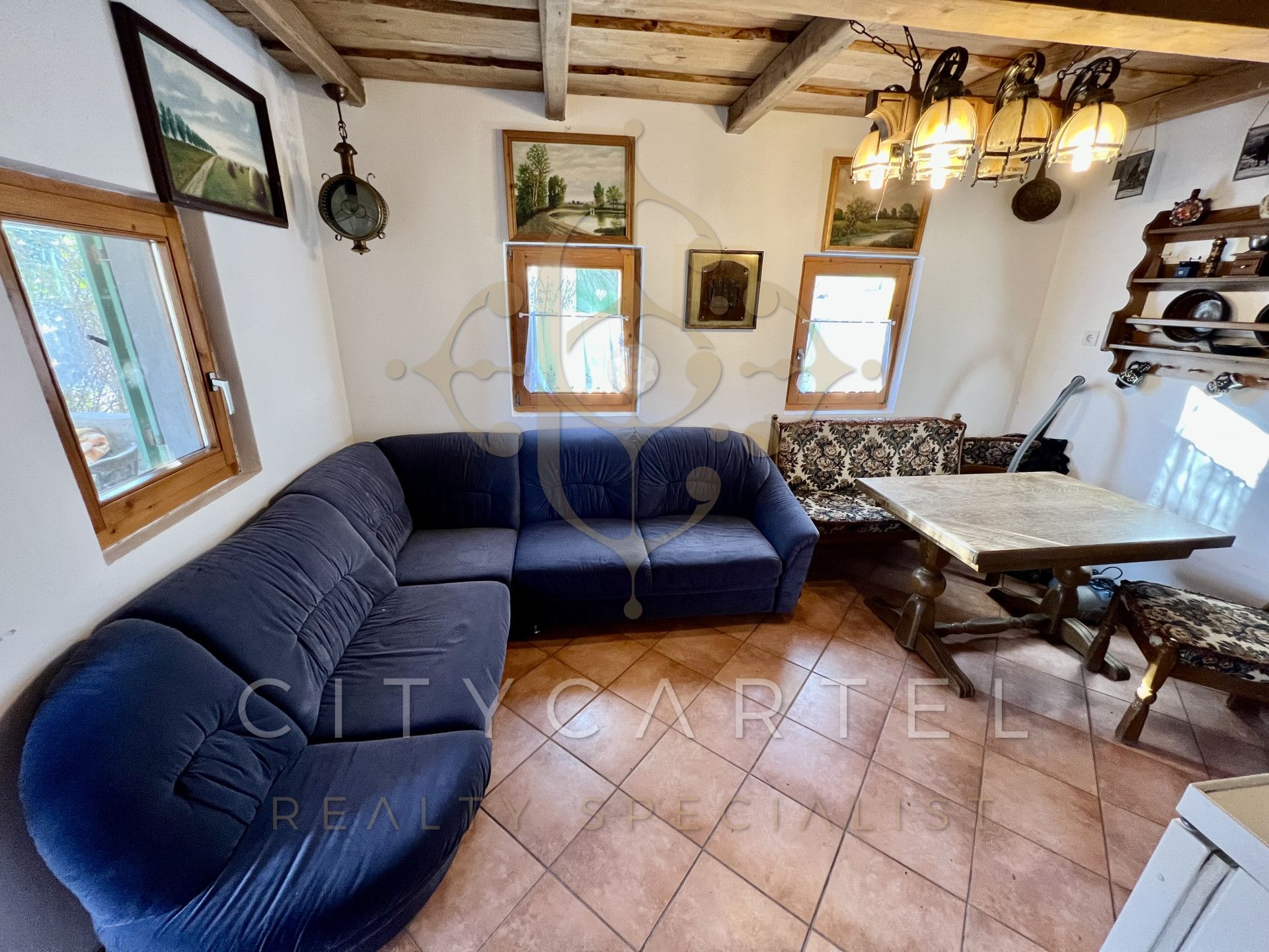 A fájl már létezik a célhelyen: import/kepek/vizjeles_5140532.jpg
Eladó nyaraló Balatonlelle  45 m<sup>2</sup> 29.99 millió Ft