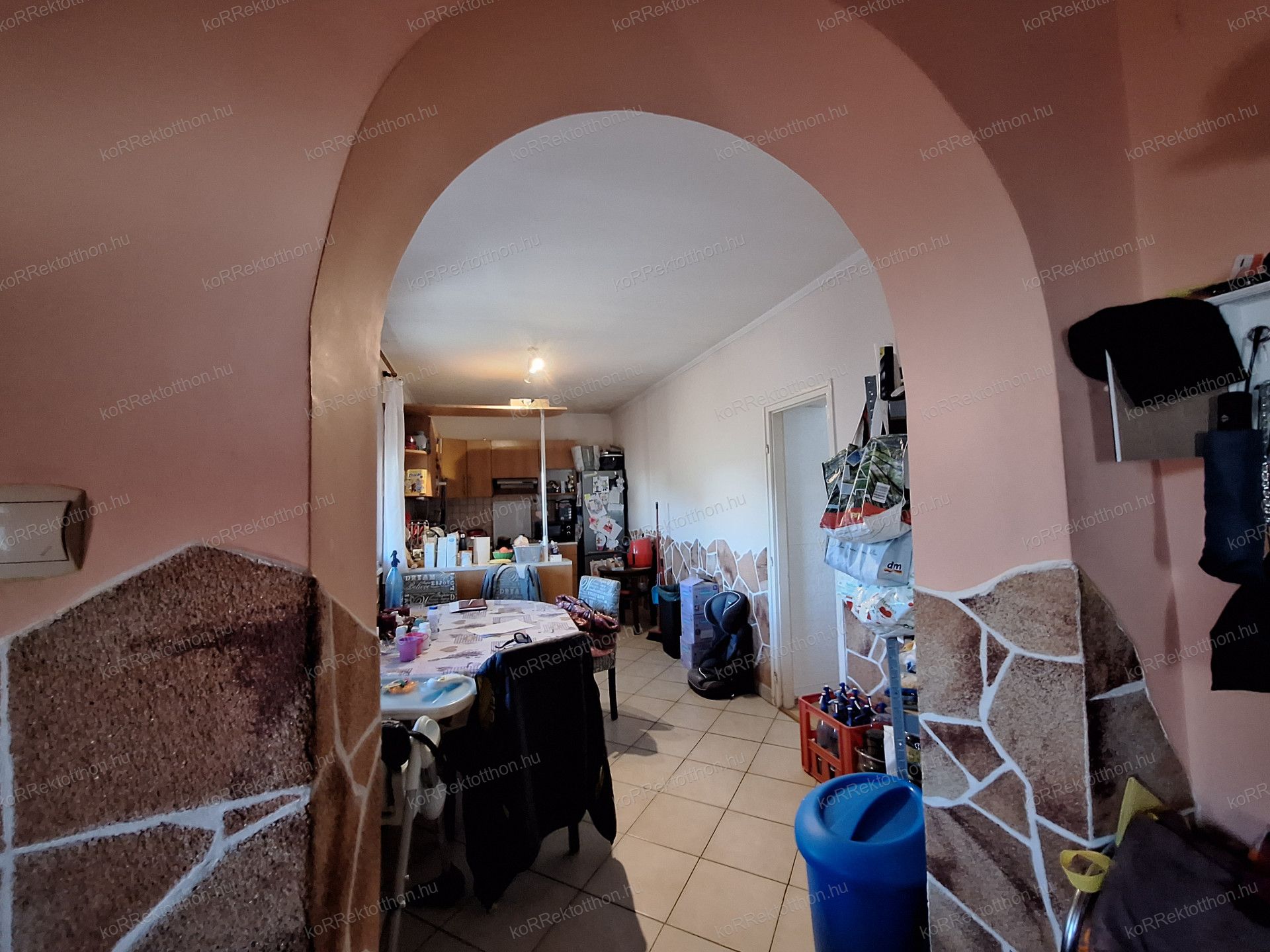 A fájl már létezik a célhelyen: import/kepek/vizjeles_5154427.jpg
Eladó Családi ház Jászjákóhalma  102 m<sup>2</sup> 24.99 millió Ft