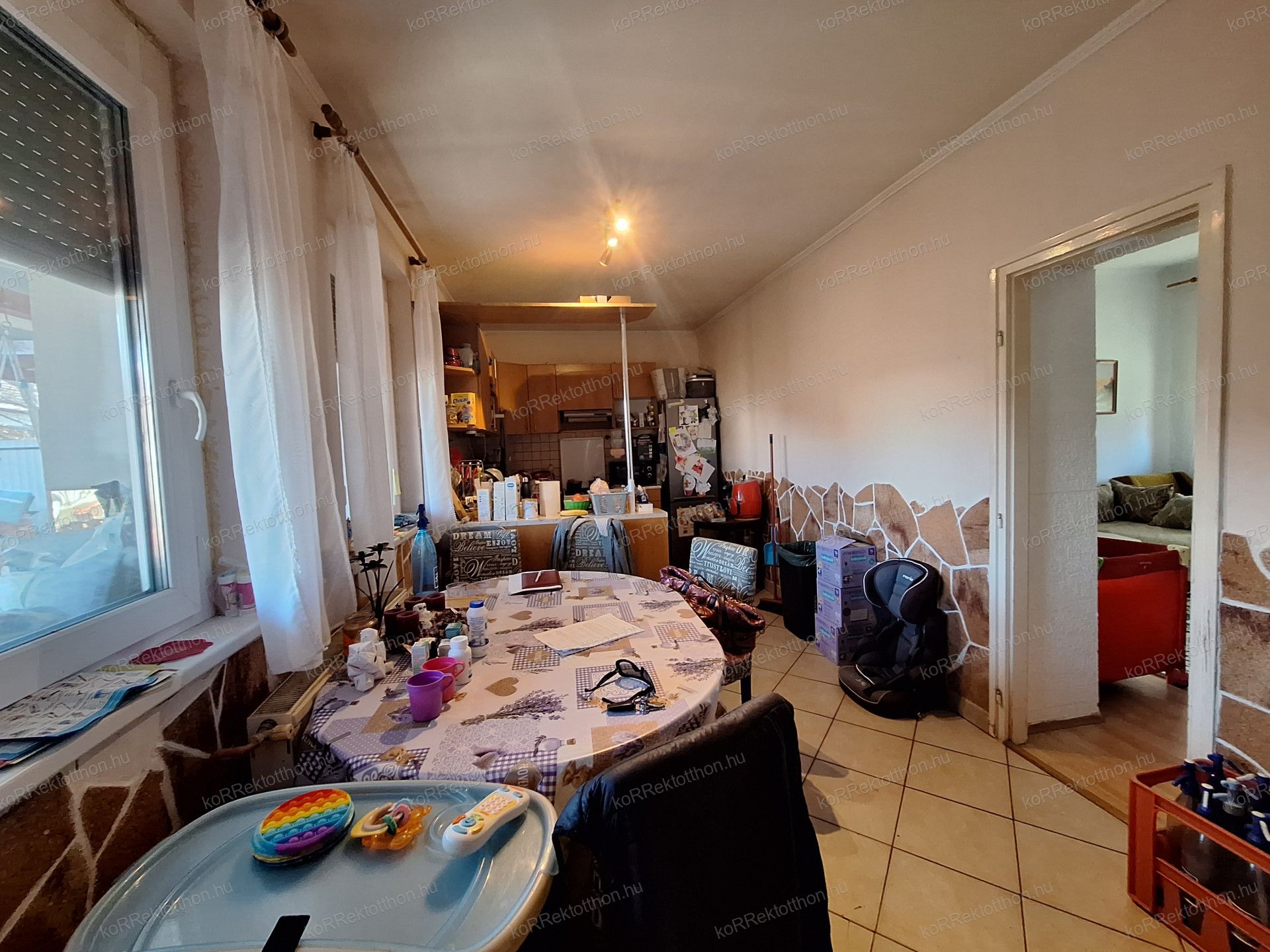 A fájl már létezik a célhelyen: import/kepek/vizjeles_5154429.jpg
Eladó Családi ház Jászjákóhalma  102 m<sup>2</sup> 24.99 millió Ft