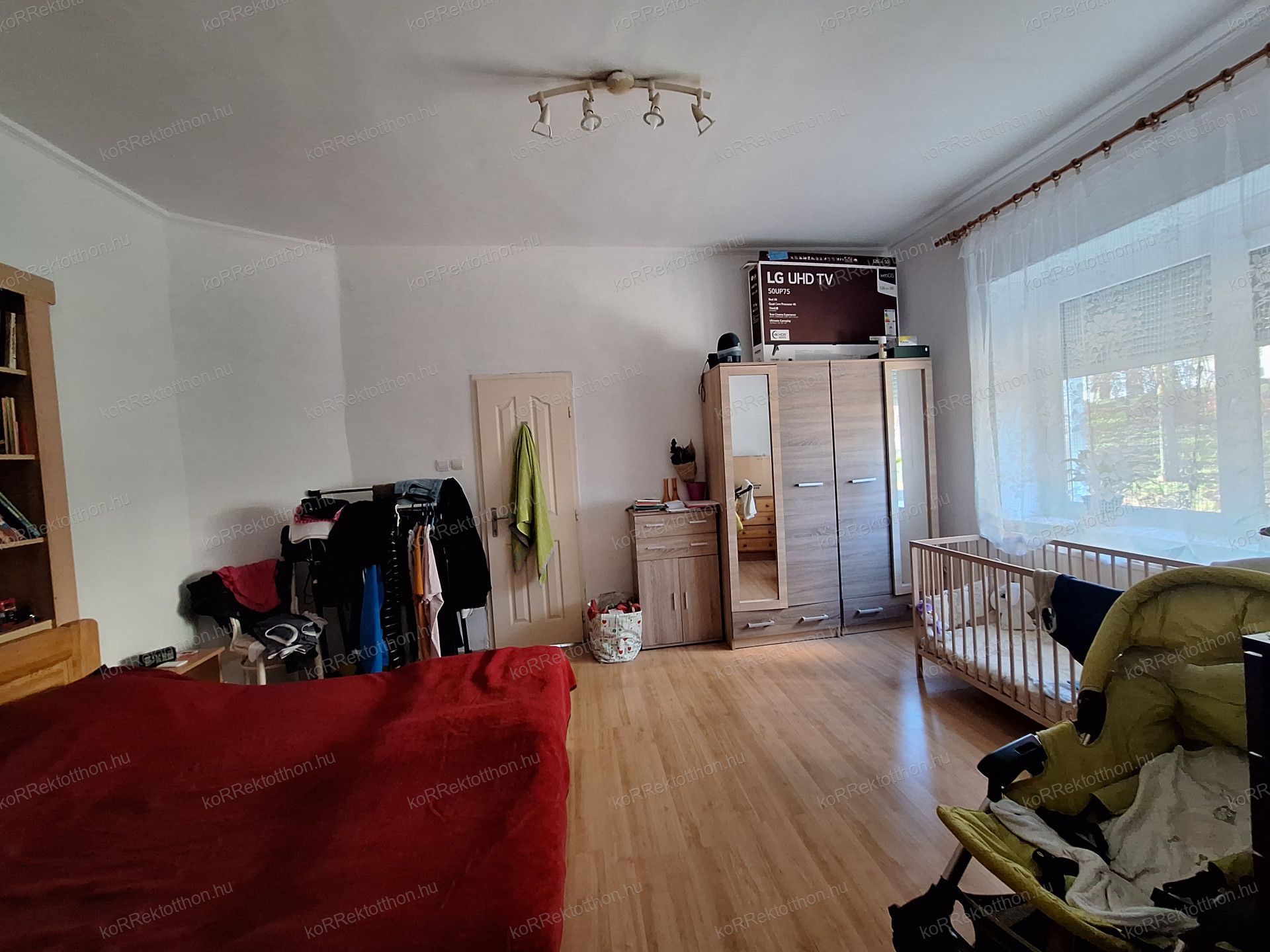 A fájl már létezik a célhelyen: import/kepek/vizjeles_5154437.jpg
Eladó Családi ház Jászjákóhalma  102 m<sup>2</sup> 24.99 millió Ft