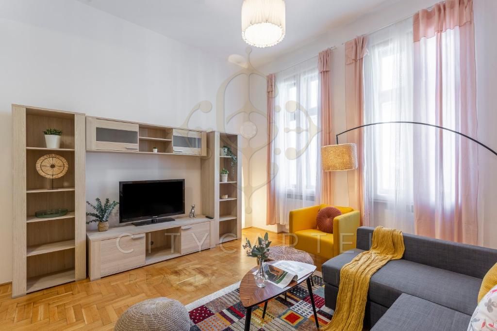 A fájl már létezik a célhelyen: import/kepek/vizjeles_5157268.jpg
Eladó Téglalakás Budapest, VII. kerület  62 m<sup>2</sup> 364000 EUR