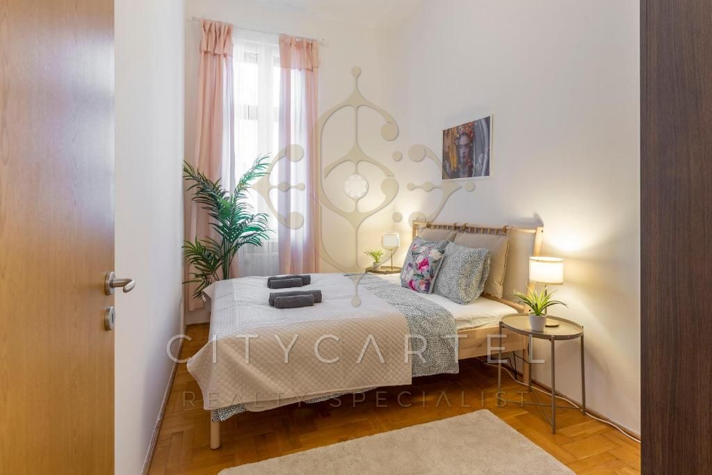 A fájl már létezik a célhelyen: import/kepek/vizjeles_5157271.jpg
Eladó Téglalakás Budapest, VII. kerület  62 m<sup>2</sup> 364000 EUR