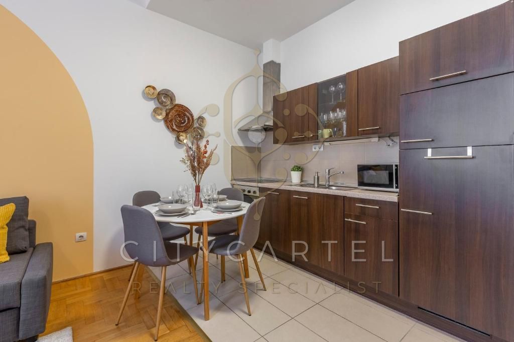 A fájl már létezik a célhelyen: import/kepek/vizjeles_5157277.jpg
Eladó Téglalakás Budapest, VII. kerület  62 m<sup>2</sup> 364000 EUR