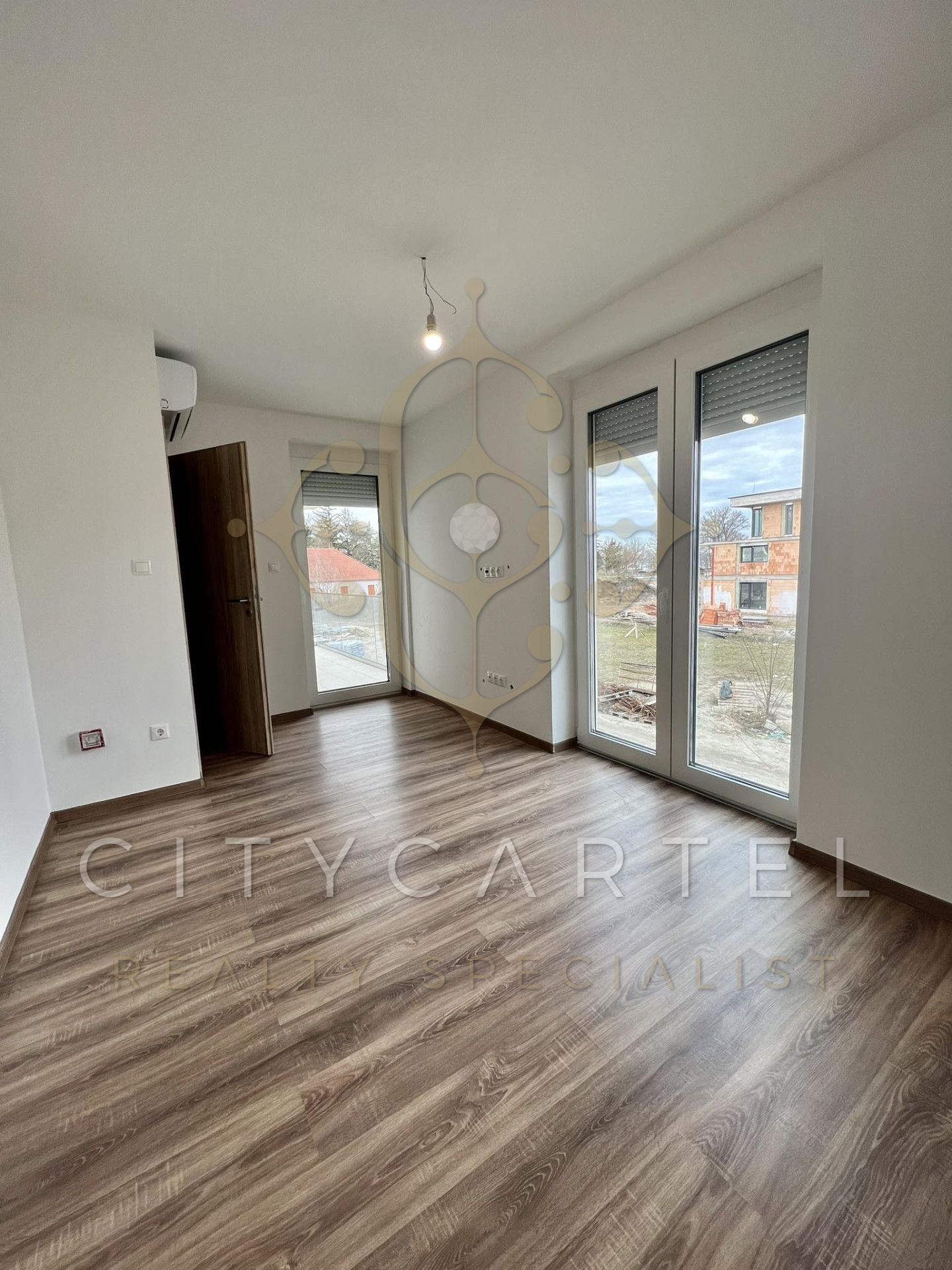 A fájl már létezik a célhelyen: import/kepek/vizjeles_5165870.jpg
For sale flat Balatonlelle  78 m<sup>2</sup> 109.9 millió Ft