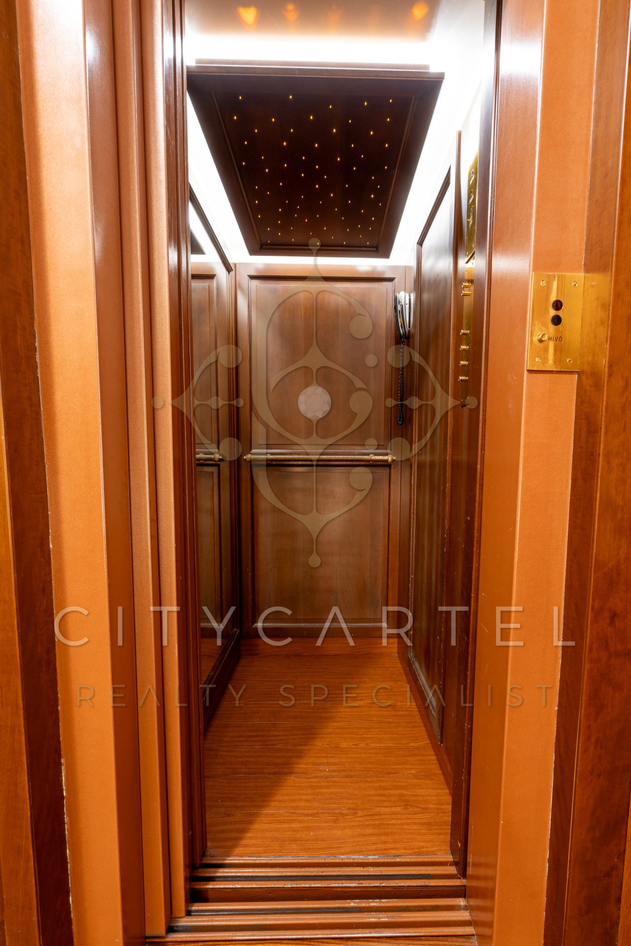 A fájl már létezik a célhelyen: import/kepek/vizjeles_5174375.jpg
Eladó Családi ház Budapest, XII. kerület  970 m<sup>2</sup> 990 millió Ft