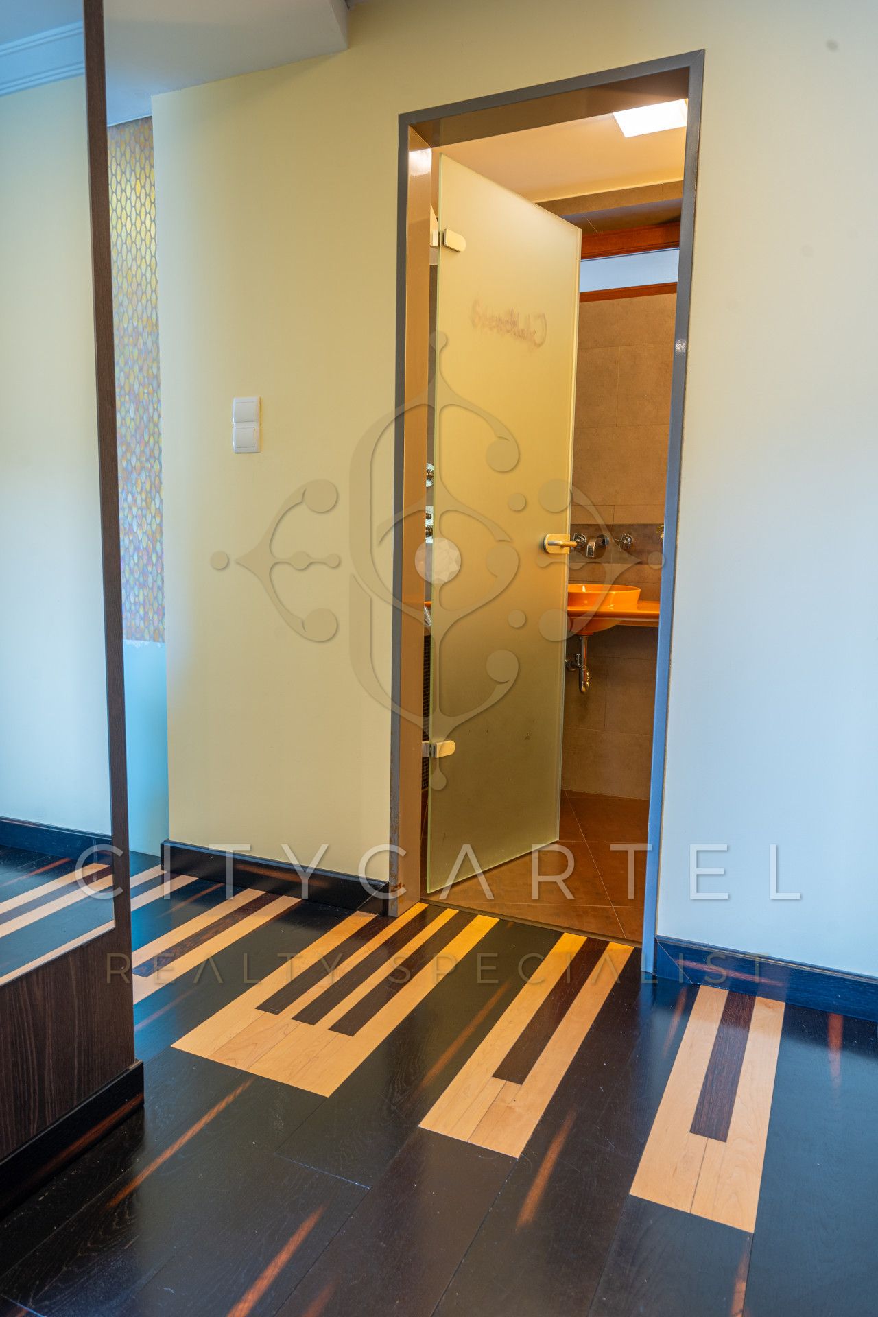 A fájl már létezik a célhelyen: import/kepek/vizjeles_5174385.jpg
Eladó Családi ház Budapest, XII. kerület  970 m<sup>2</sup> 990 millió Ft