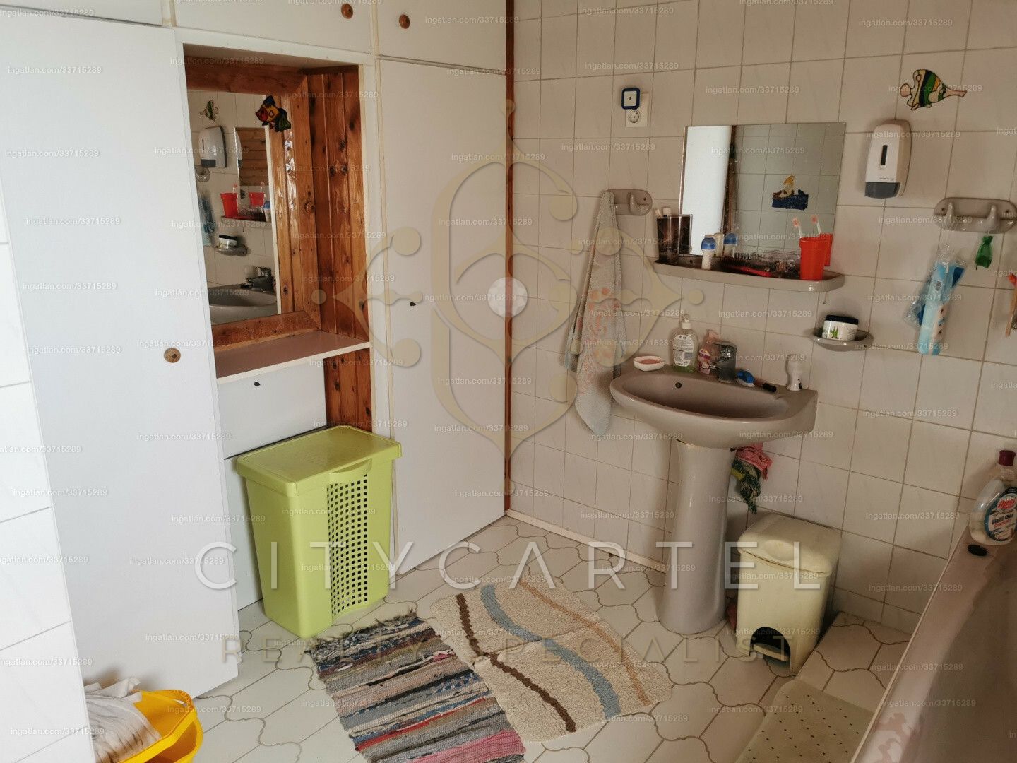 A fájl már létezik a célhelyen: import/kepek/vizjeles_5181059.jpg
For sale house Dunaföldvár  240 m<sup>2</sup> 51 millió Ft