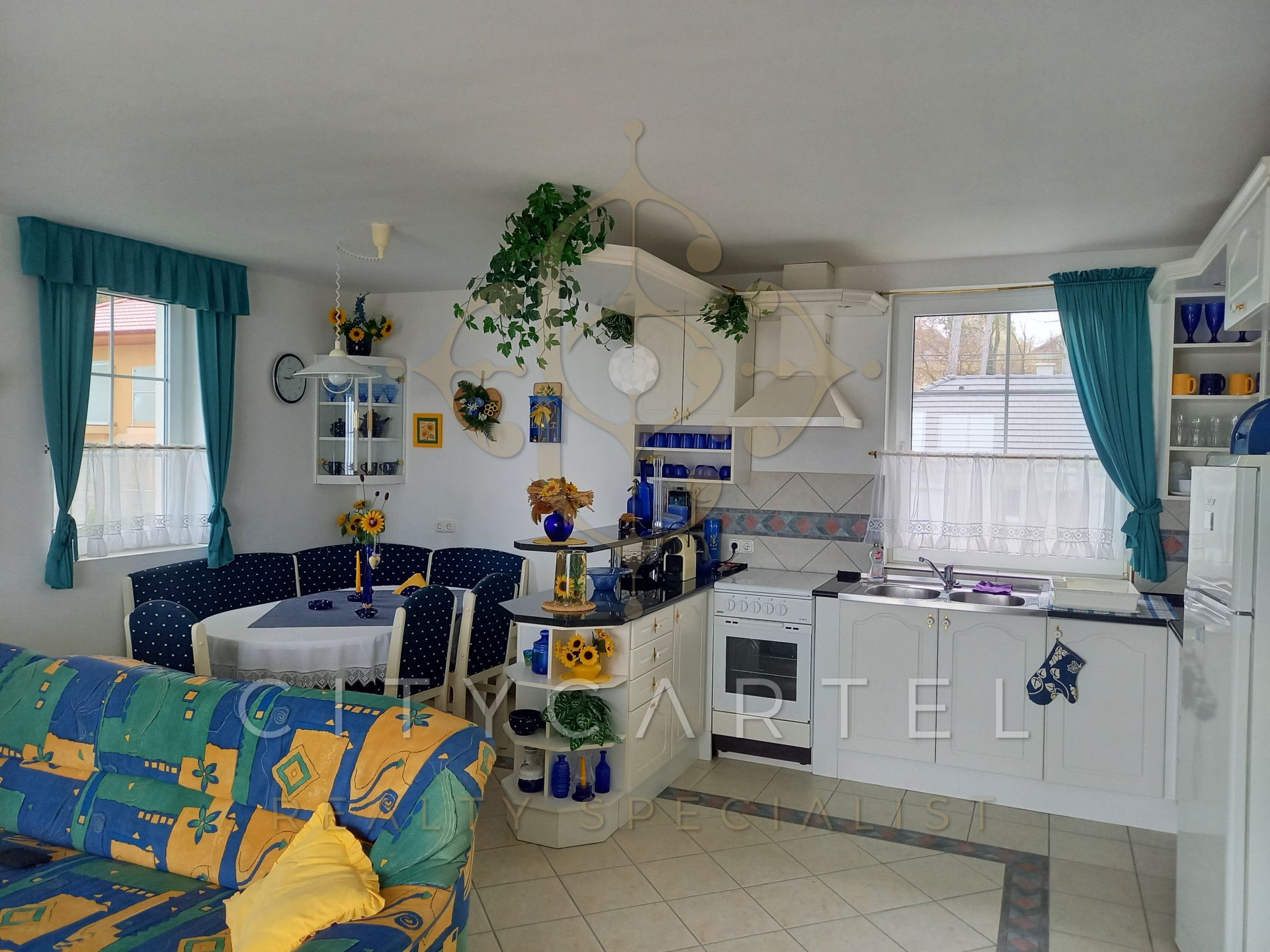 A fájl már létezik a célhelyen: import/kepek/vizjeles_5196331.jpg
For sale house Siófok  200 m<sup>2</sup> 320 millió Ft