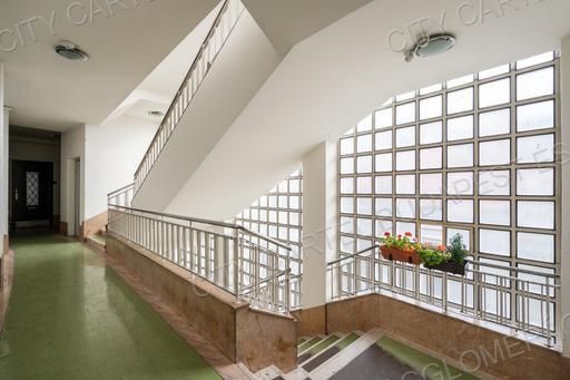 A fájl már létezik a célhelyen: import/kepek/vizjeles_5200952.jpg
Eladó Téglalakás Budapest, V. kerület  44 m<sup>2</sup> 600000 EUR