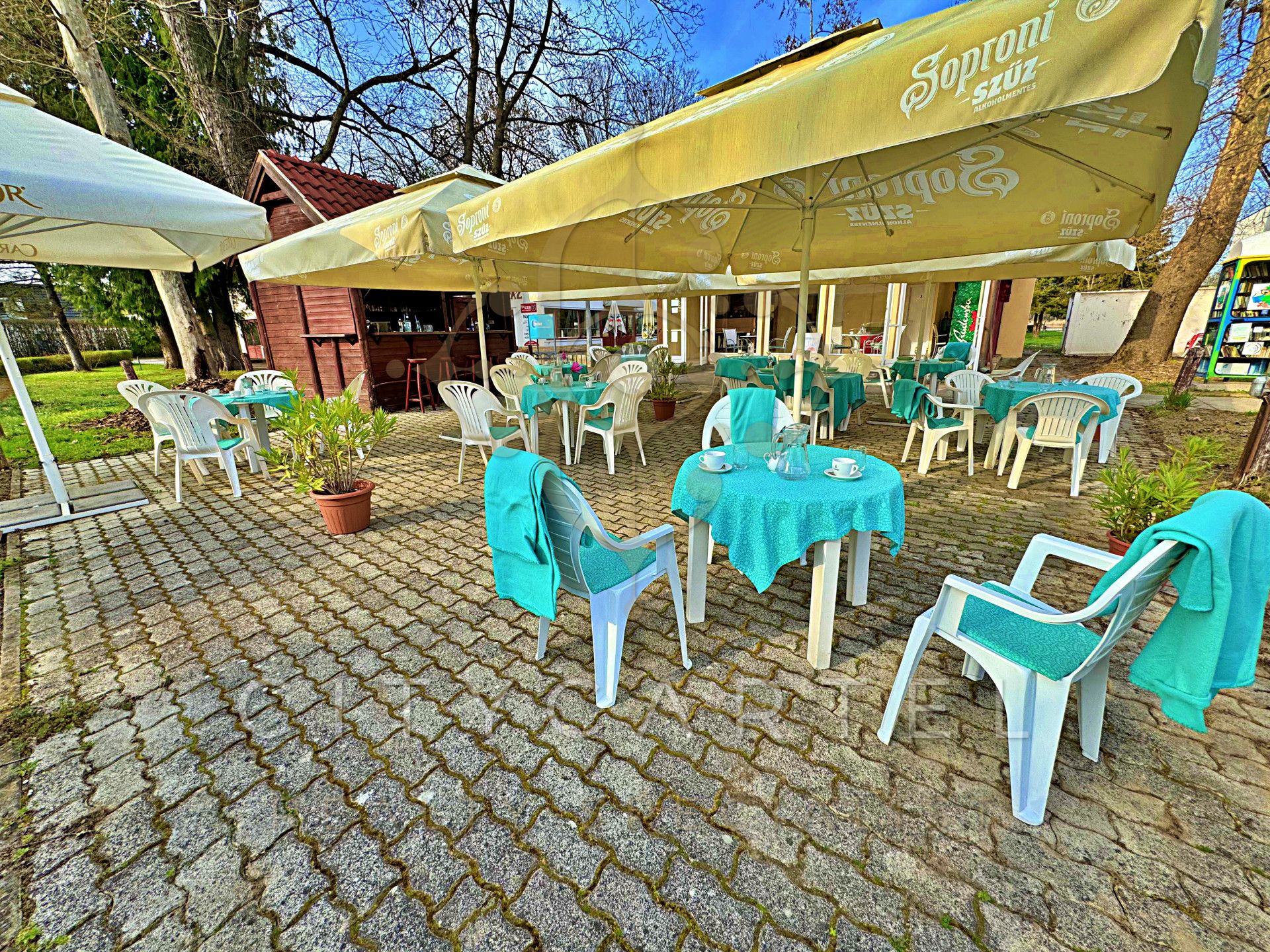 A fájl már létezik a célhelyen: import/kepek/vizjeles_5213033.jpg
Eladó Étterem, vendéglő, cukrászda Fadd  94 m<sup>2</sup> 87500 EUR