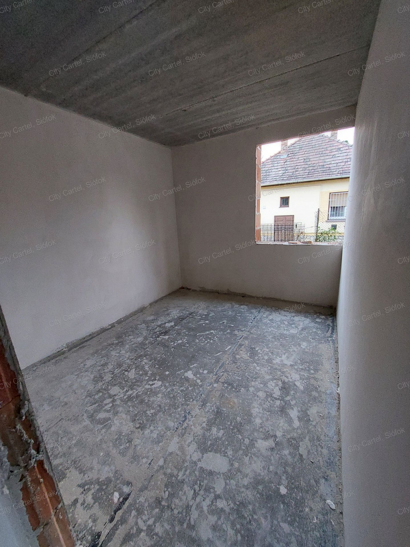 A fájl már létezik a célhelyen: import/kepek/vizjeles_5213626.jpg
Eladó Téglalakás Siófok  58 m<sup>2</sup> 83.2 millió Ft