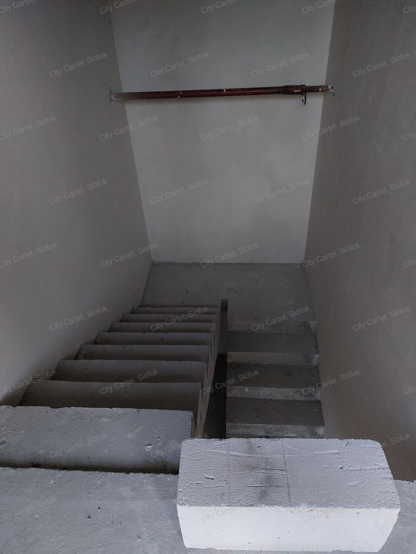 A fájl már létezik a célhelyen: import/kepek/vizjeles_5213701.jpg
For sale flat Siófok  68 m<sup>2</sup> 97.24 millió Ft
