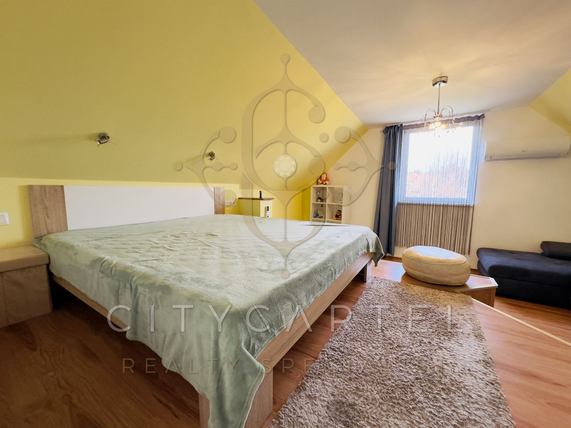 A fájl már létezik a célhelyen: import/kepek/vizjeles_5221795.jpg
Eladó Családi ház Siófok  138 m<sup>2</sup> 129.99 millió Ft
