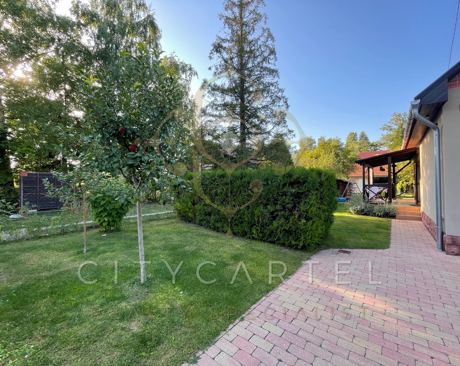 A fájl már létezik a célhelyen: import/kepek/vizjeles_5227296.jpg
For sale recreational home, summer house Zamárdi  81 m<sup>2</sup> 134.99 millió Ft