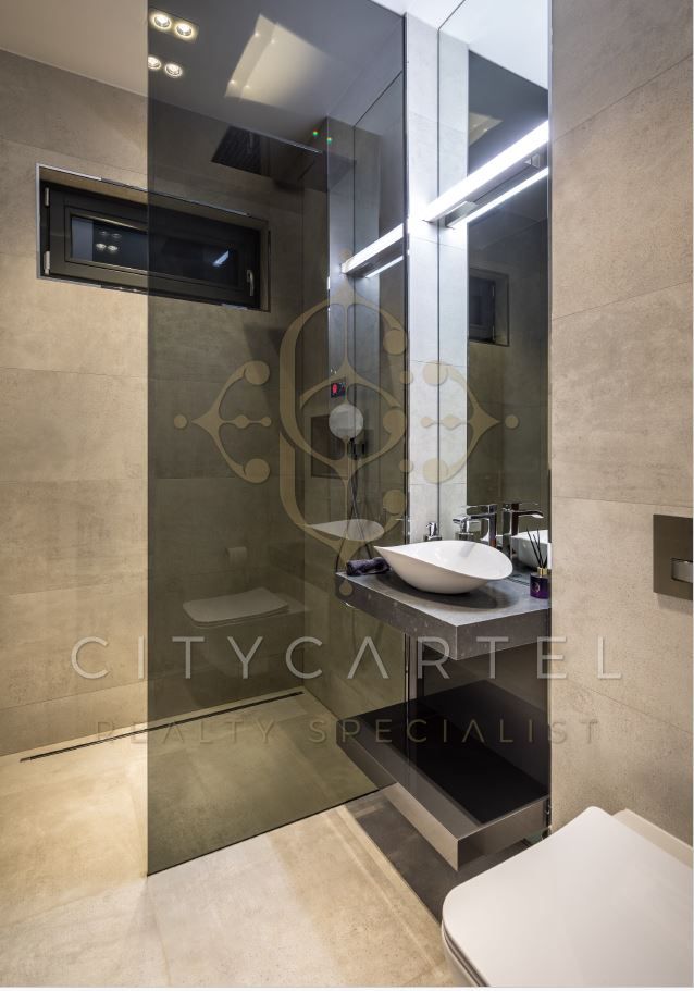 A fájl már létezik a célhelyen: import/kepek/vizjeles_5228750.jpg
For sale house Budapest, XI. kerület  193 m<sup>2</sup> 2.5 millió Ft