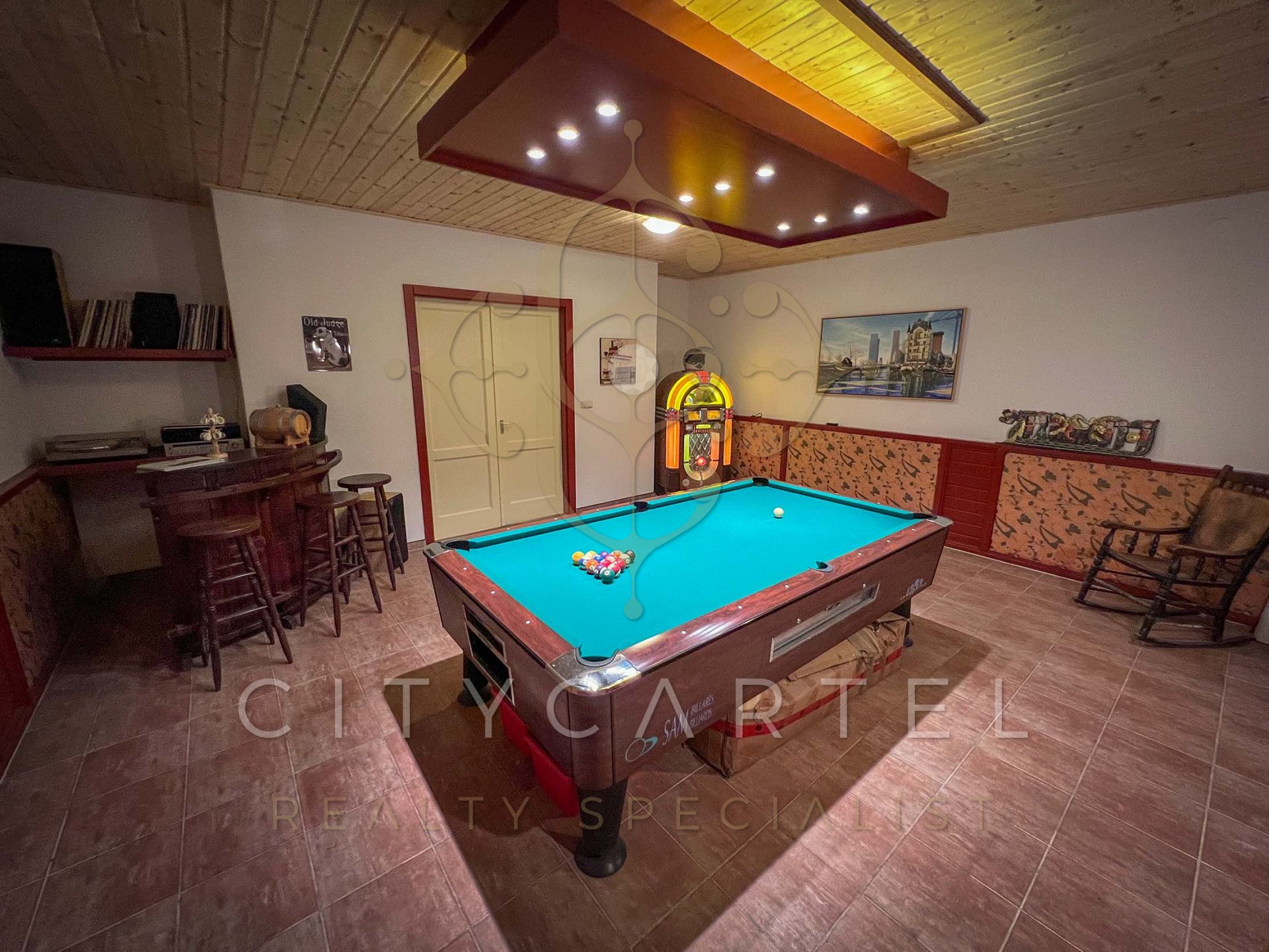A fájl már létezik a célhelyen: import/kepek/vizjeles_5235070.jpg
Eladó Egészségügyi intézmény Kunadacs  1230 m<sup>2</sup> 750000 EUR