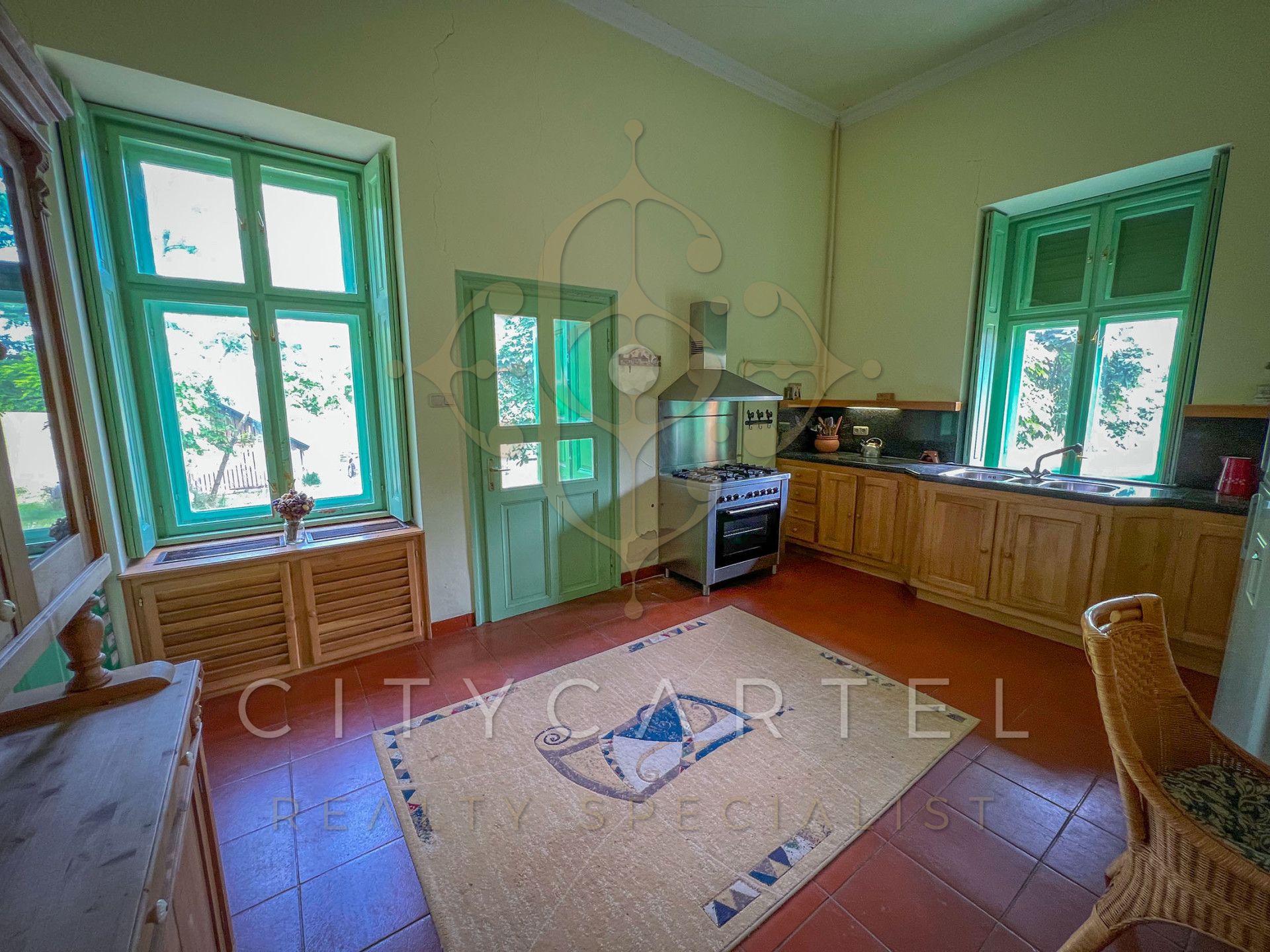 A fájl már létezik a célhelyen: import/kepek/vizjeles_5235071.jpg
Eladó Egészségügyi intézmény Kunadacs  1230 m<sup>2</sup> 750000 EUR