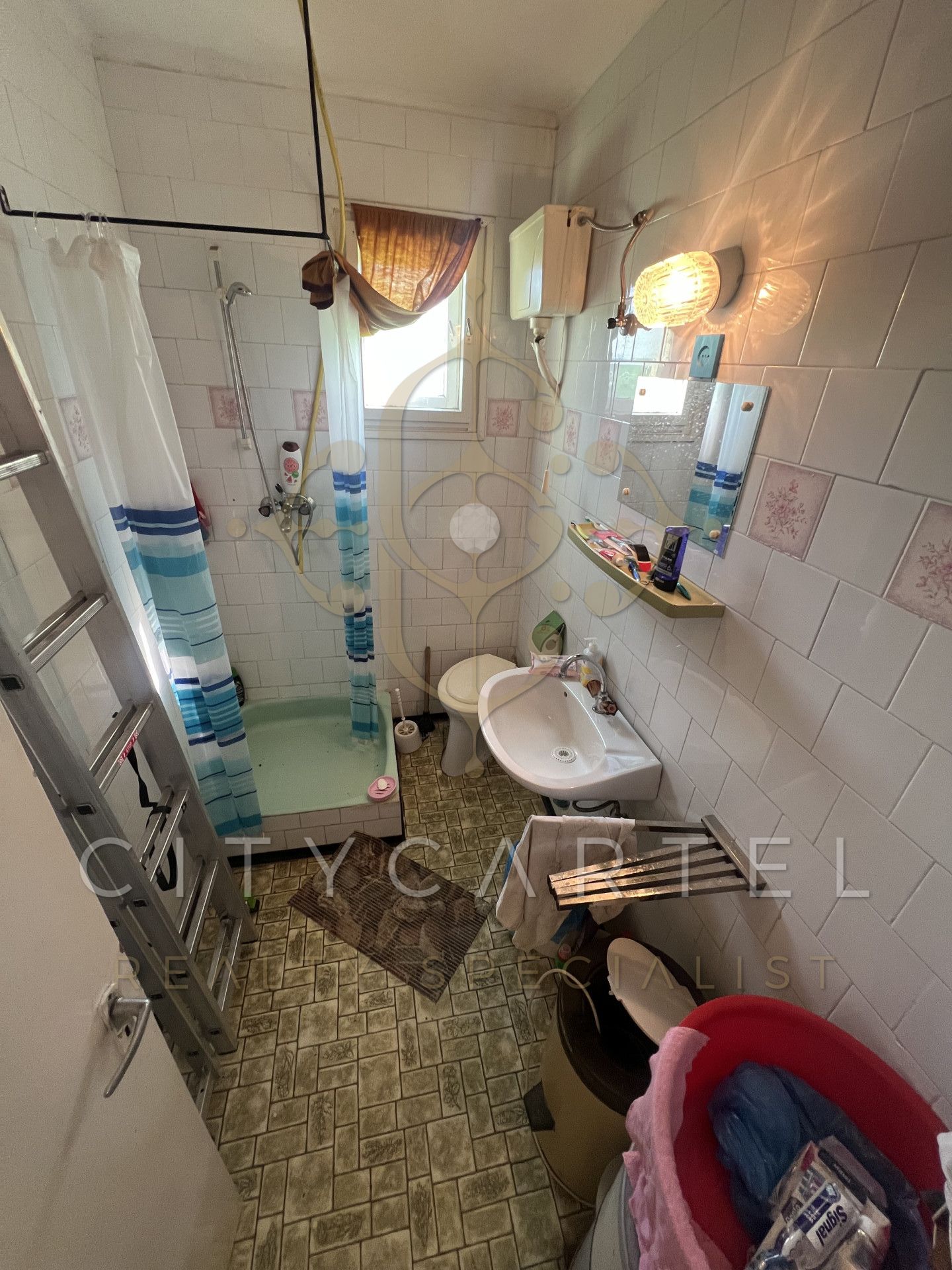 A fájl már létezik a célhelyen: import/kepek/vizjeles_5244740.jpg
Eladó Családi ház Fonyód  130 m<sup>2</sup> 59.999999 millió Ft