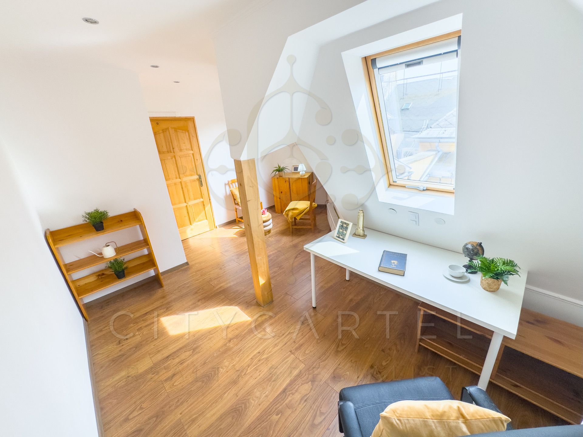 A fájl már létezik a célhelyen: import/kepek/vizjeles_5249371.jpg
Eladó Téglalakás Budapest, V. kerület  63 m<sup>2</sup> 300000 EUR