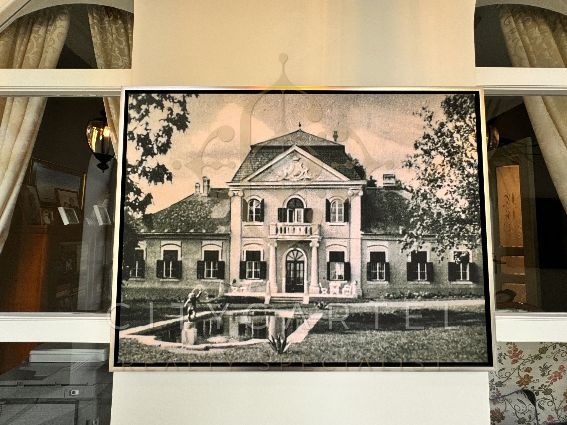 A fájl már létezik a célhelyen: import/kepek/vizjeles_5251871.jpg
Eladó Villa, kastély, kúria Bér  1050 m<sup>2</sup> 3000000 EUR