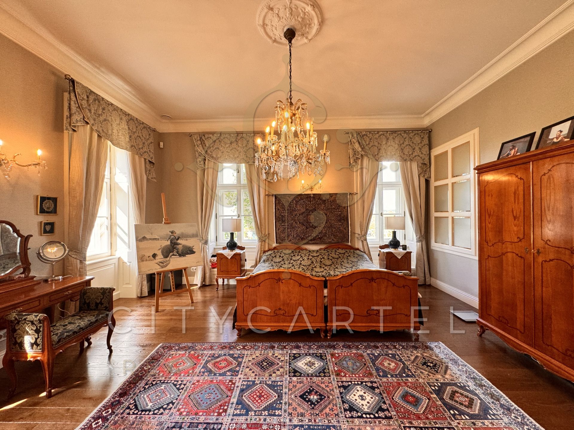 A fájl már létezik a célhelyen: import/kepek/vizjeles_5251872.jpg
Eladó Villa, kastély, kúria Bér  1050 m<sup>2</sup> 3000000 EUR