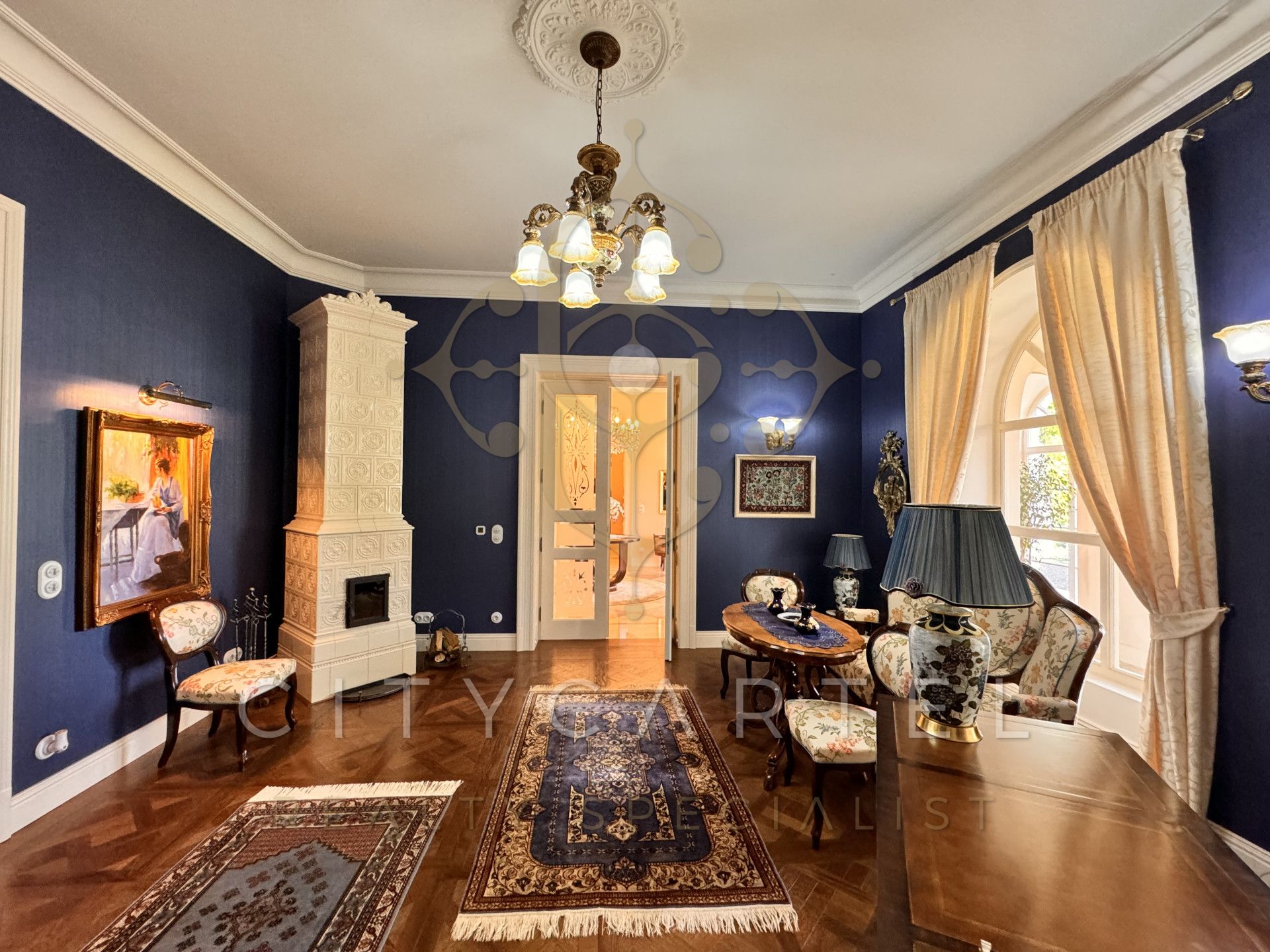 A fájl már létezik a célhelyen: import/kepek/vizjeles_5251877.jpg
Eladó Villa, kastély, kúria Bér  1050 m<sup>2</sup> 3000000 EUR