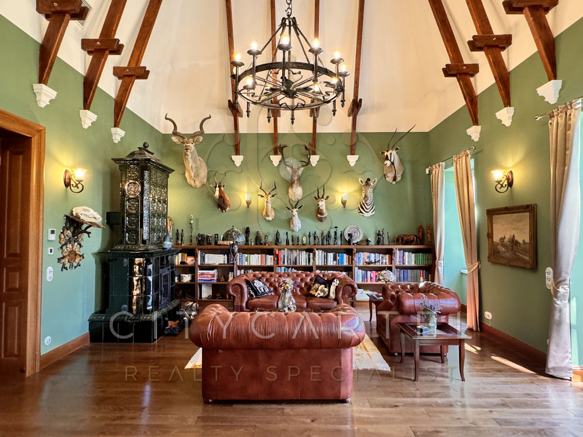 A fájl már létezik a célhelyen: import/kepek/vizjeles_5251882.jpg
Eladó Villa, kastély, kúria Bér  1050 m<sup>2</sup> 3000000 EUR
