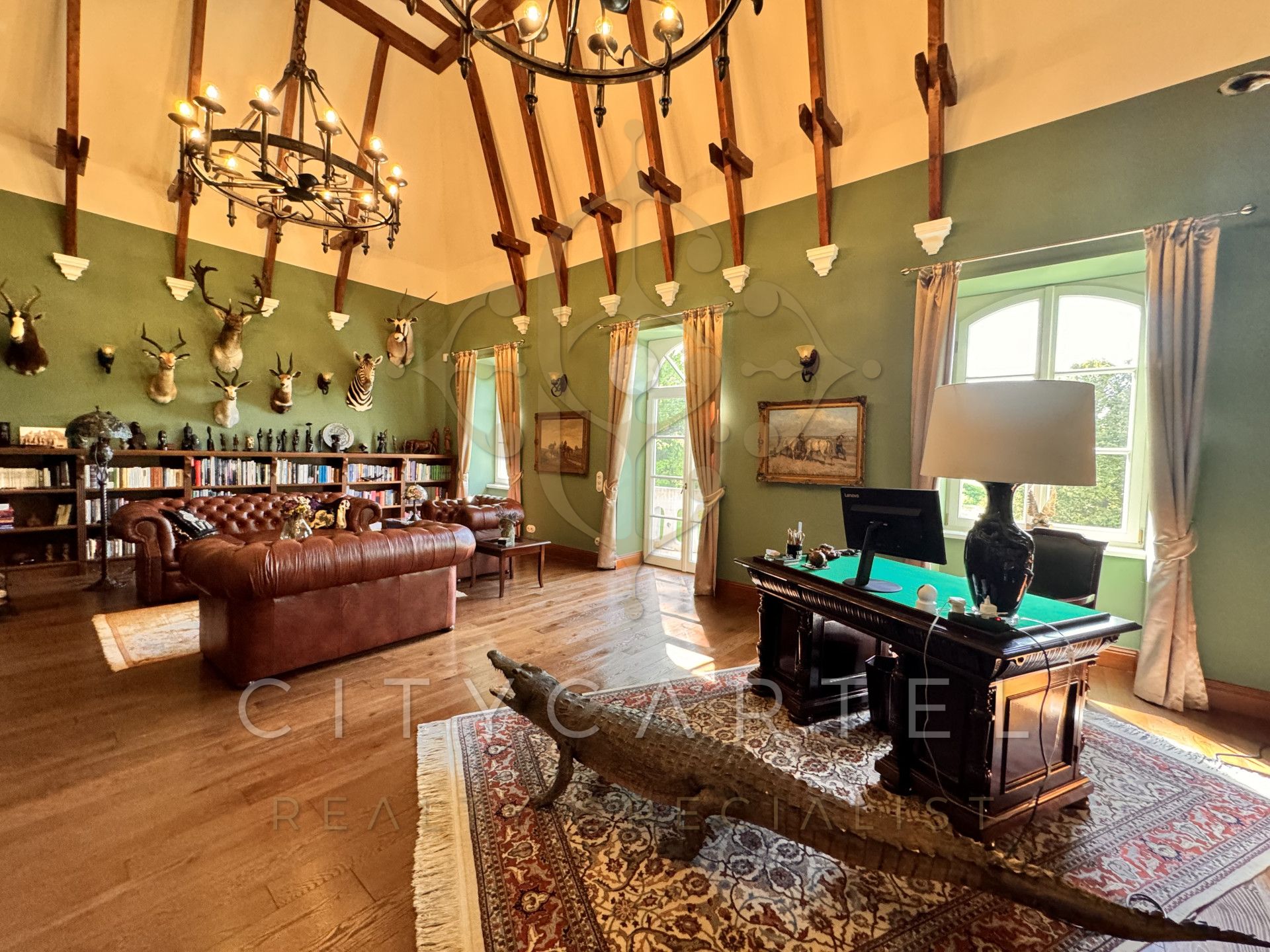 A fájl már létezik a célhelyen: import/kepek/vizjeles_5251885.jpg
Eladó Villa, kastély, kúria Bér  1050 m<sup>2</sup> 3000000 EUR
