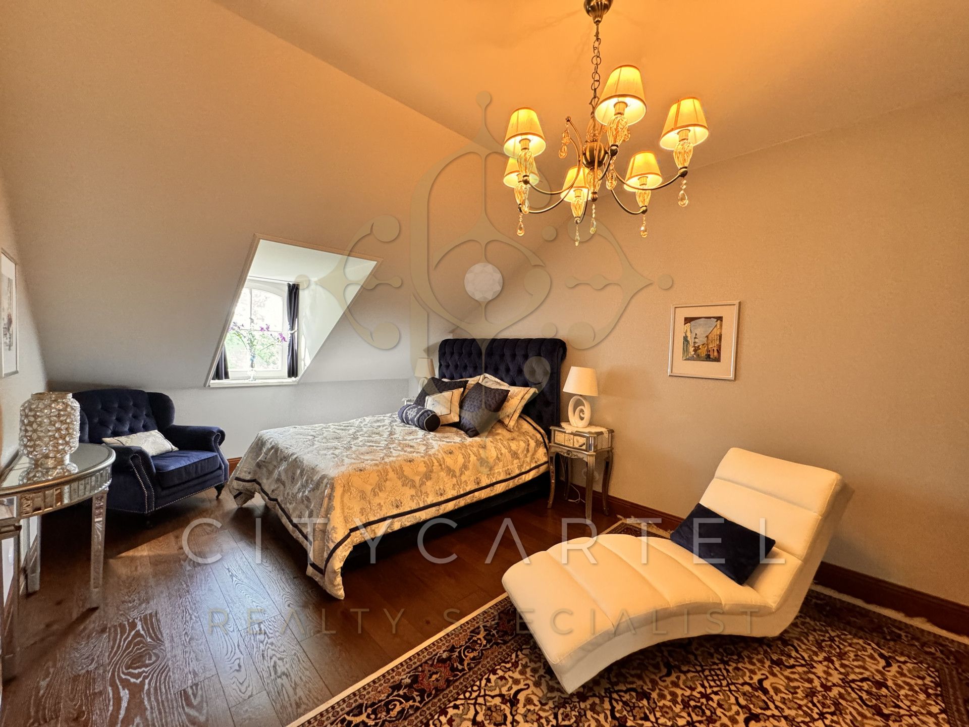 A fájl már létezik a célhelyen: import/kepek/vizjeles_5251890.jpg
Eladó Villa, kastély, kúria Bér  1050 m<sup>2</sup> 3000000 EUR