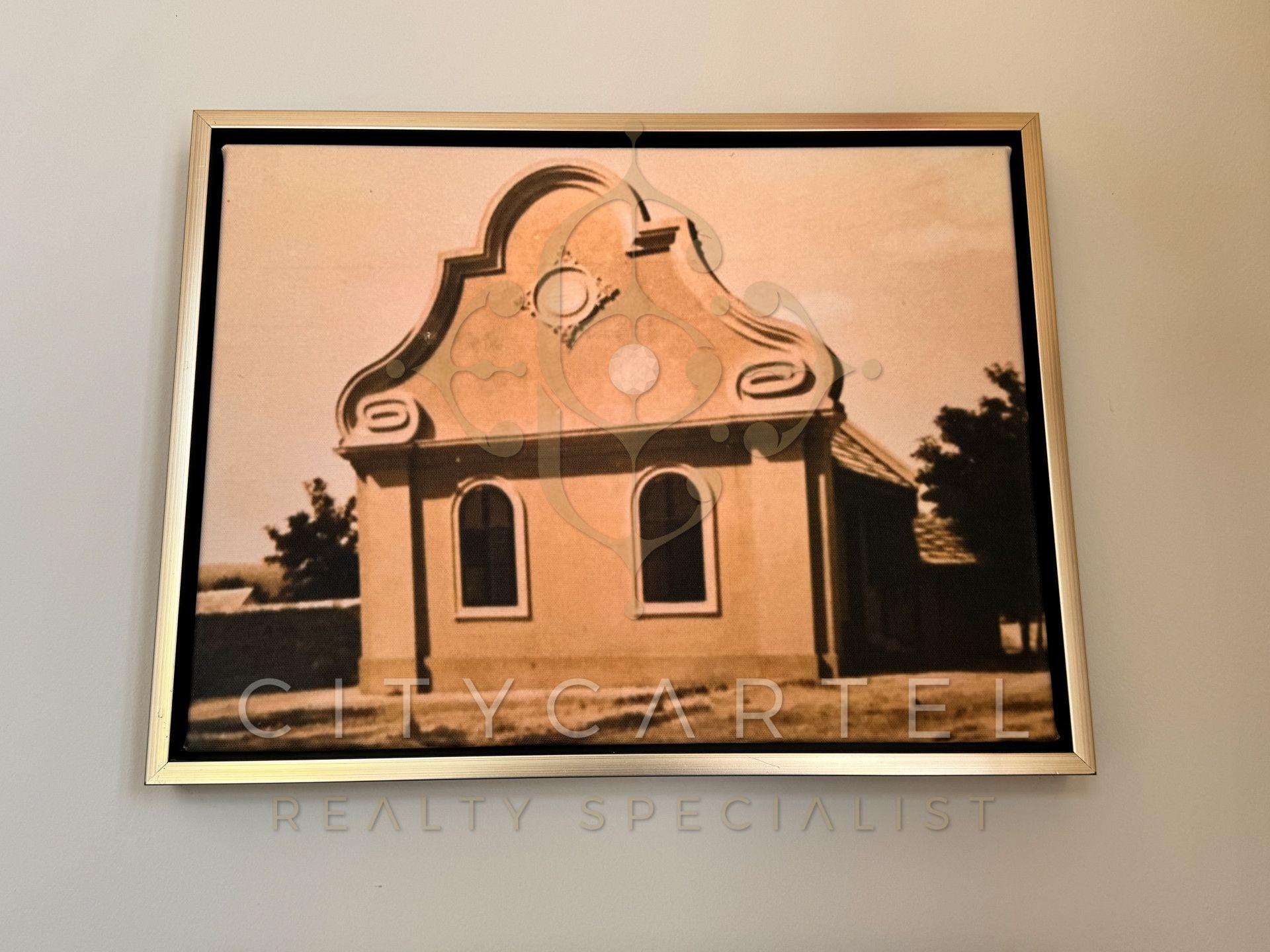 A fájl már létezik a célhelyen: import/kepek/vizjeles_5251911.jpg
Eladó Villa, kastély, kúria Bér  1050 m<sup>2</sup> 3000000 EUR