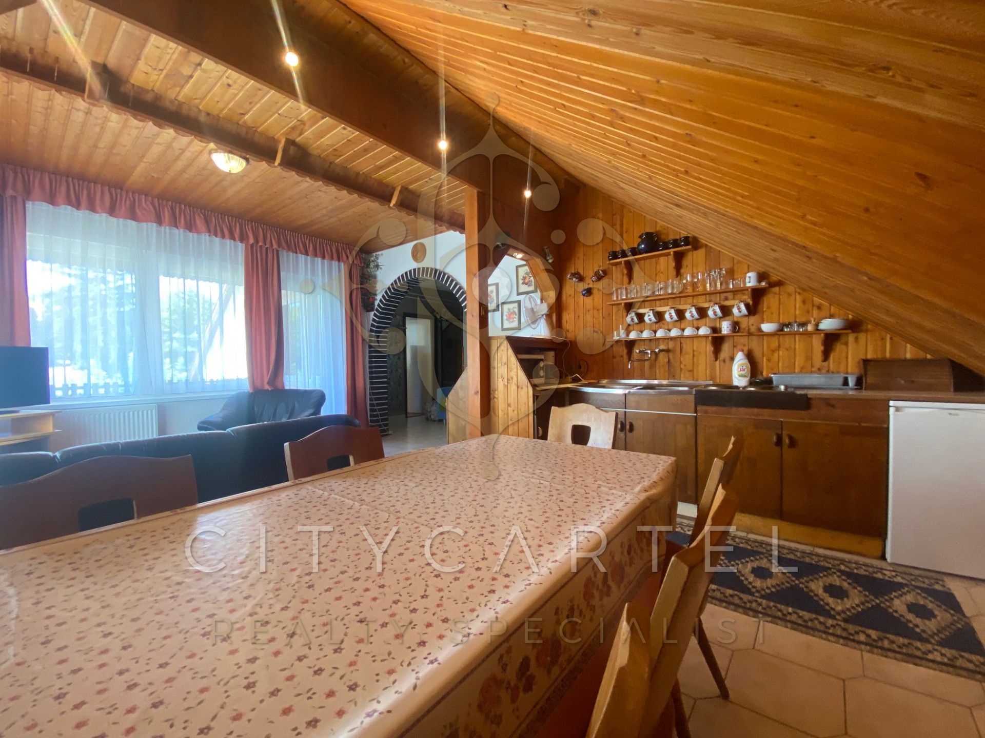 A fájl már létezik a célhelyen: import/kepek/vizjeles_5260048.jpg
Eladó Családi ház Balatonlelle  270 m<sup>2</sup> 139 millió Ft