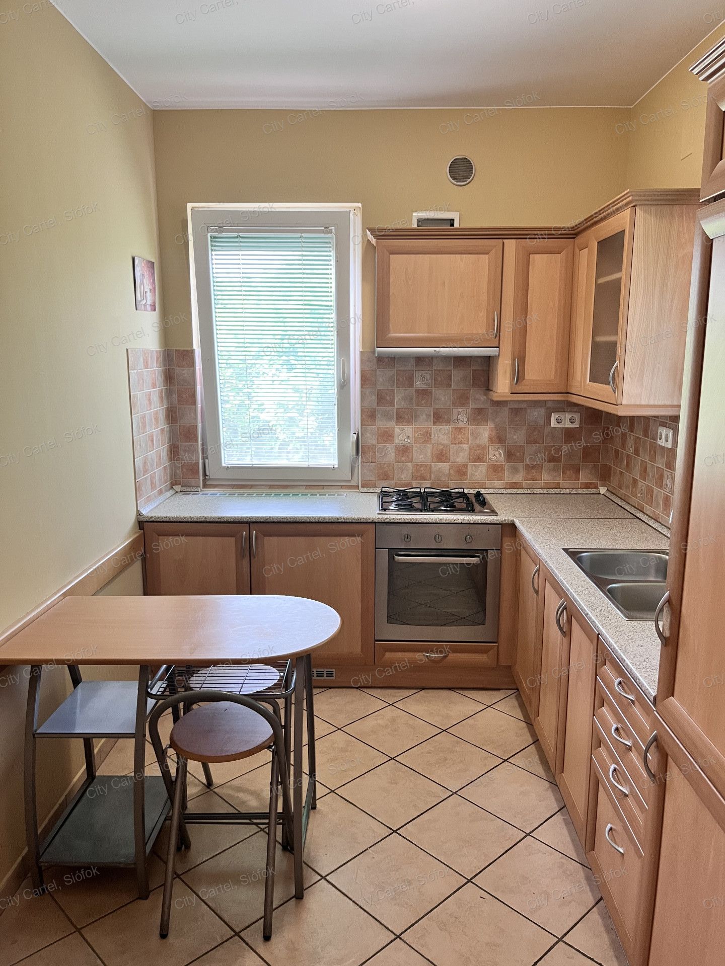 A fájl már létezik a célhelyen: import/kepek/vizjeles_5299935.jpg
For sale house Siófok  74 m<sup>2</sup> 0.35 millió Ft