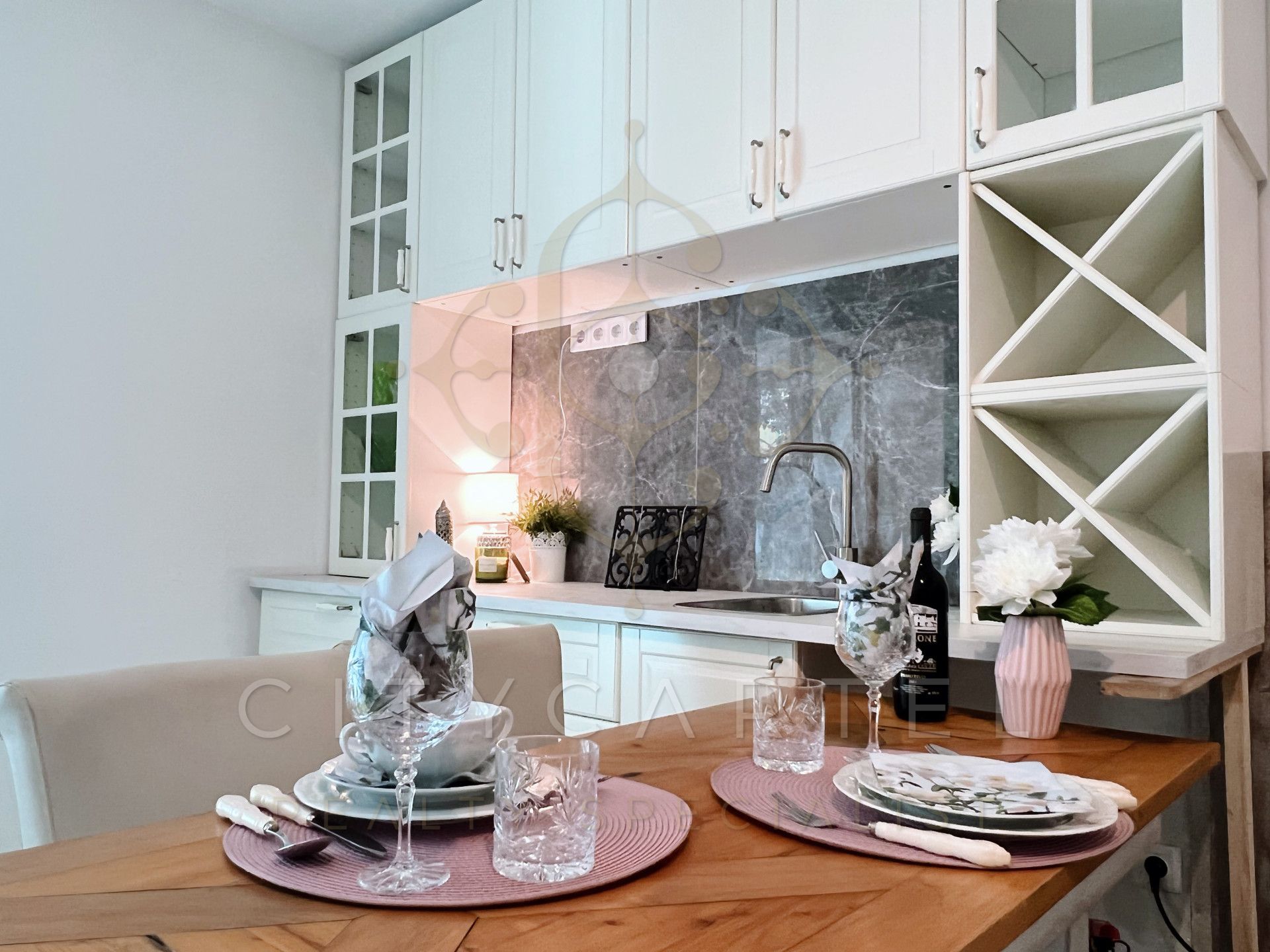 A fájl már létezik a célhelyen: import/kepek/vizjeles_5321054.jpg
For sale house Budapest, XI. kerület  410 m<sup>2</sup> 1300000 EUR