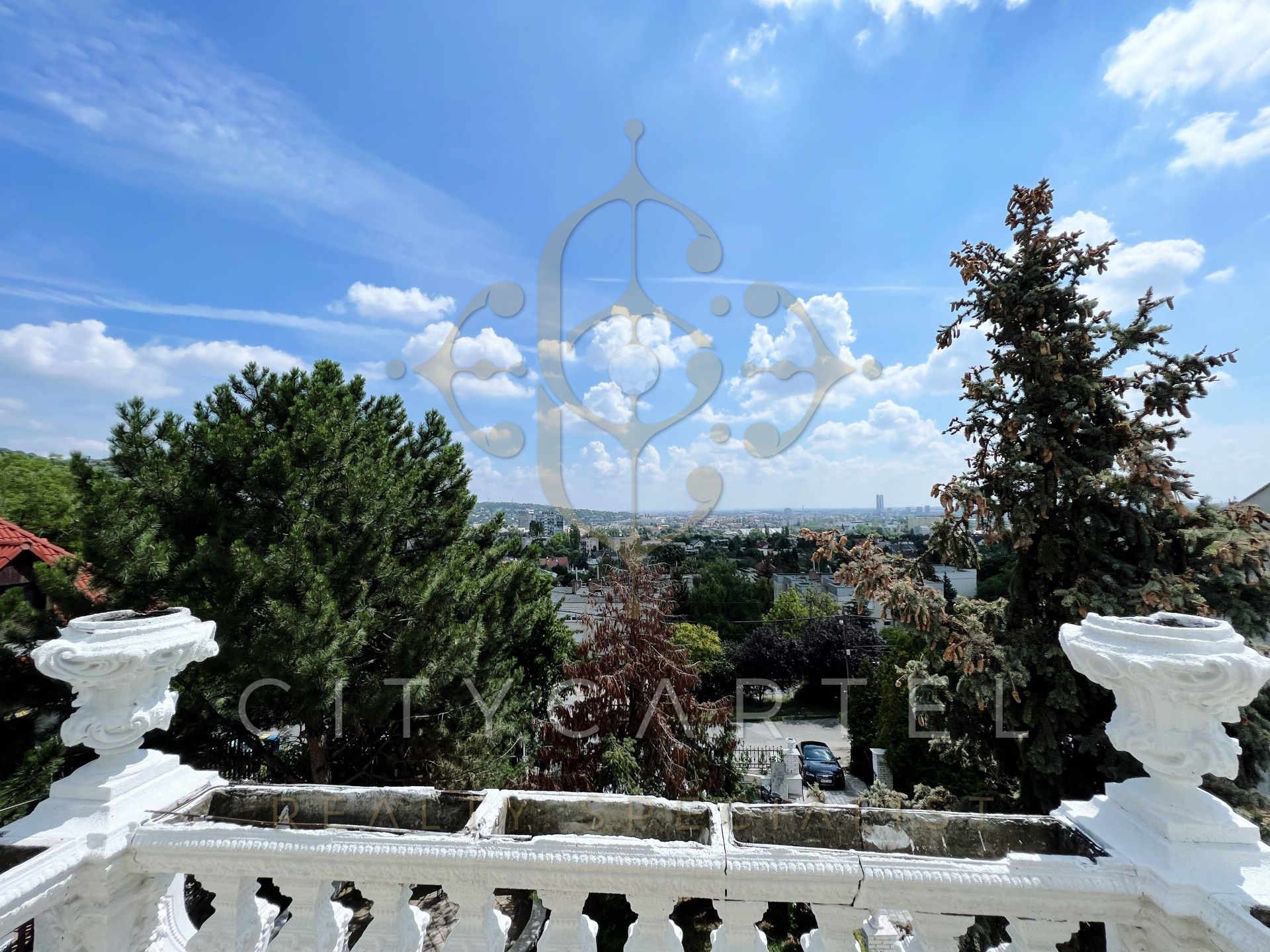 A fájl már létezik a célhelyen: import/kepek/vizjeles_5321063.jpg
For sale house Budapest, XI. kerület  410 m<sup>2</sup> 1300000 EUR